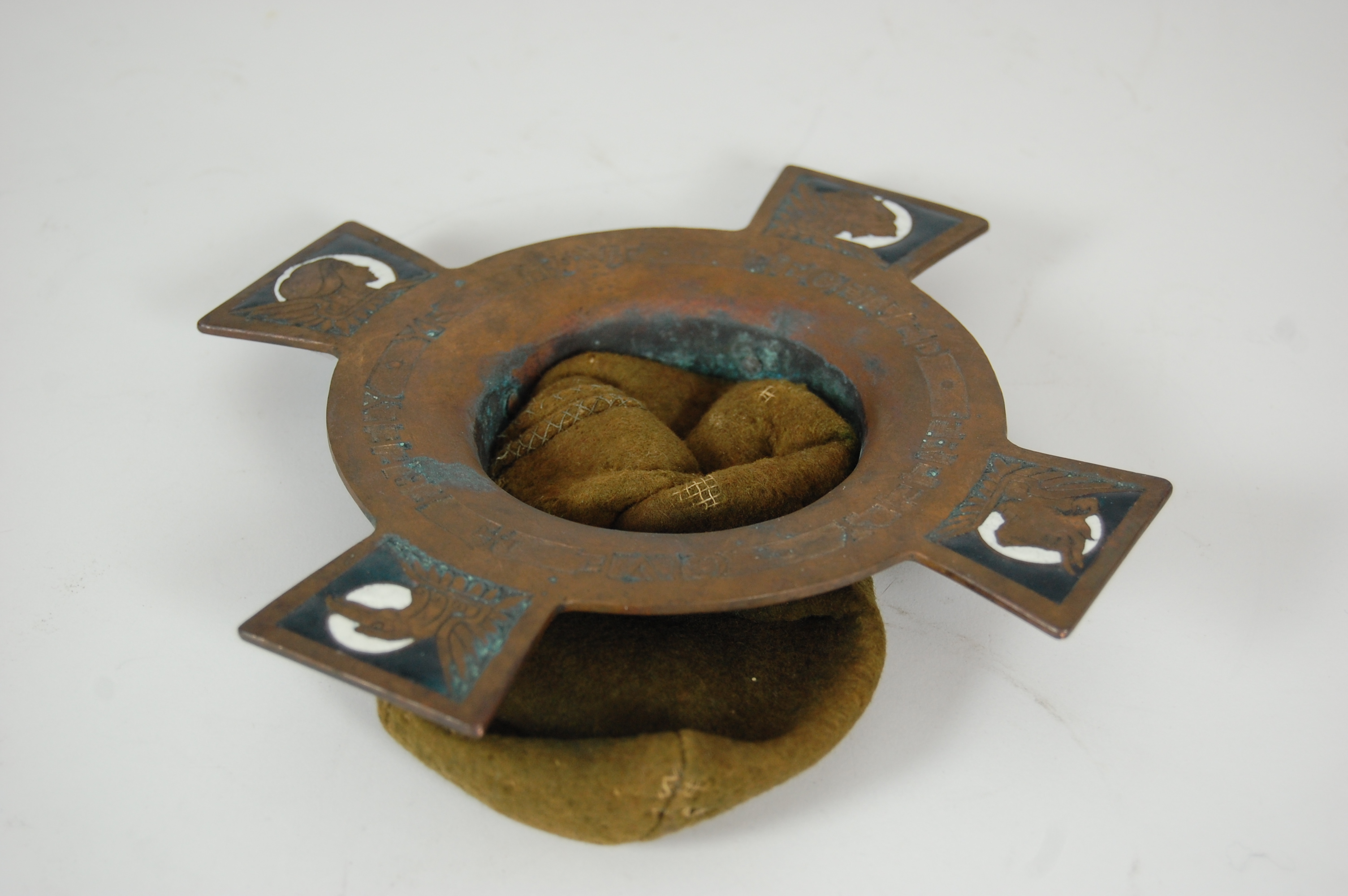 DE COURCEY LEWTHWAITE DEWER (MANNER OF)