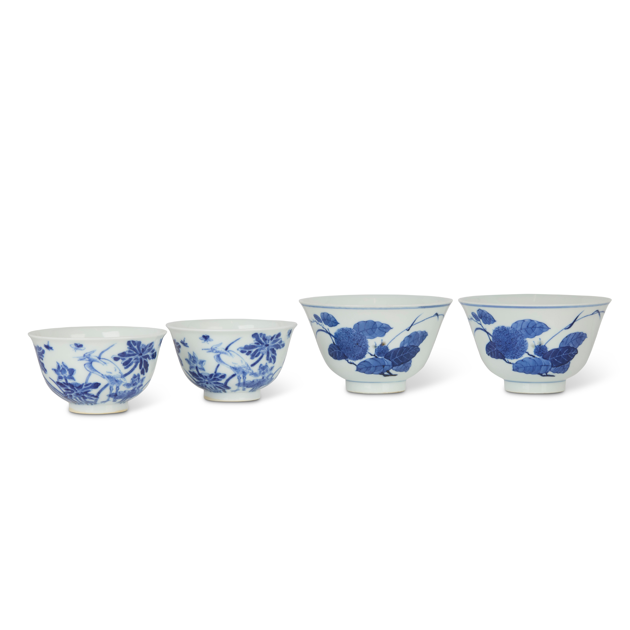 GROUP OF FOUR CHINESE BLUE AND WHITE CUPS