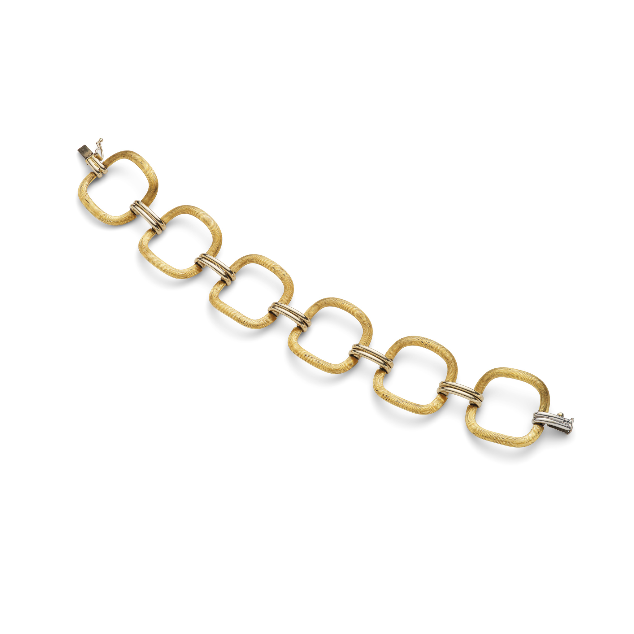 An openwork bi-coloured bracelet