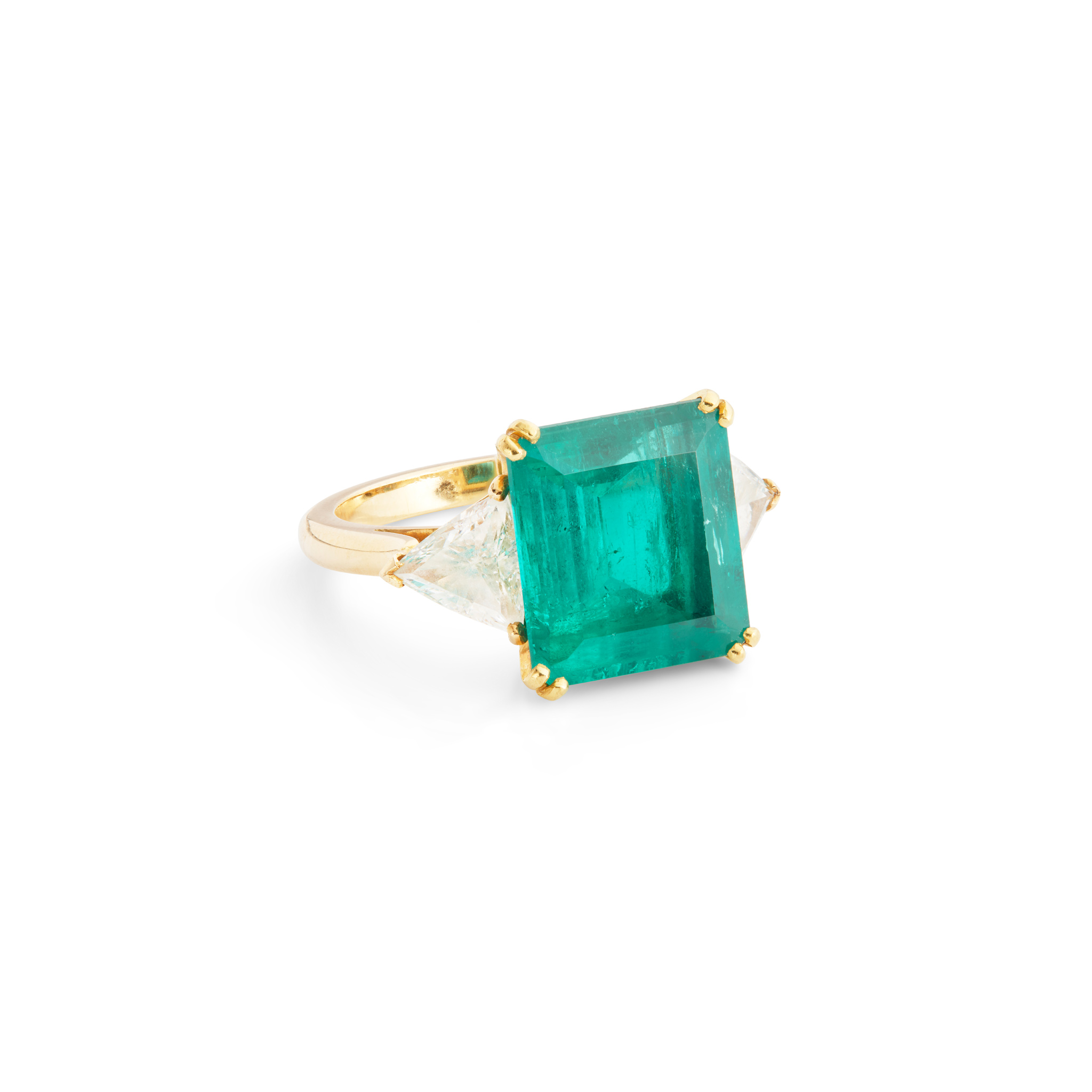 A Colombian emerald and diamond ring