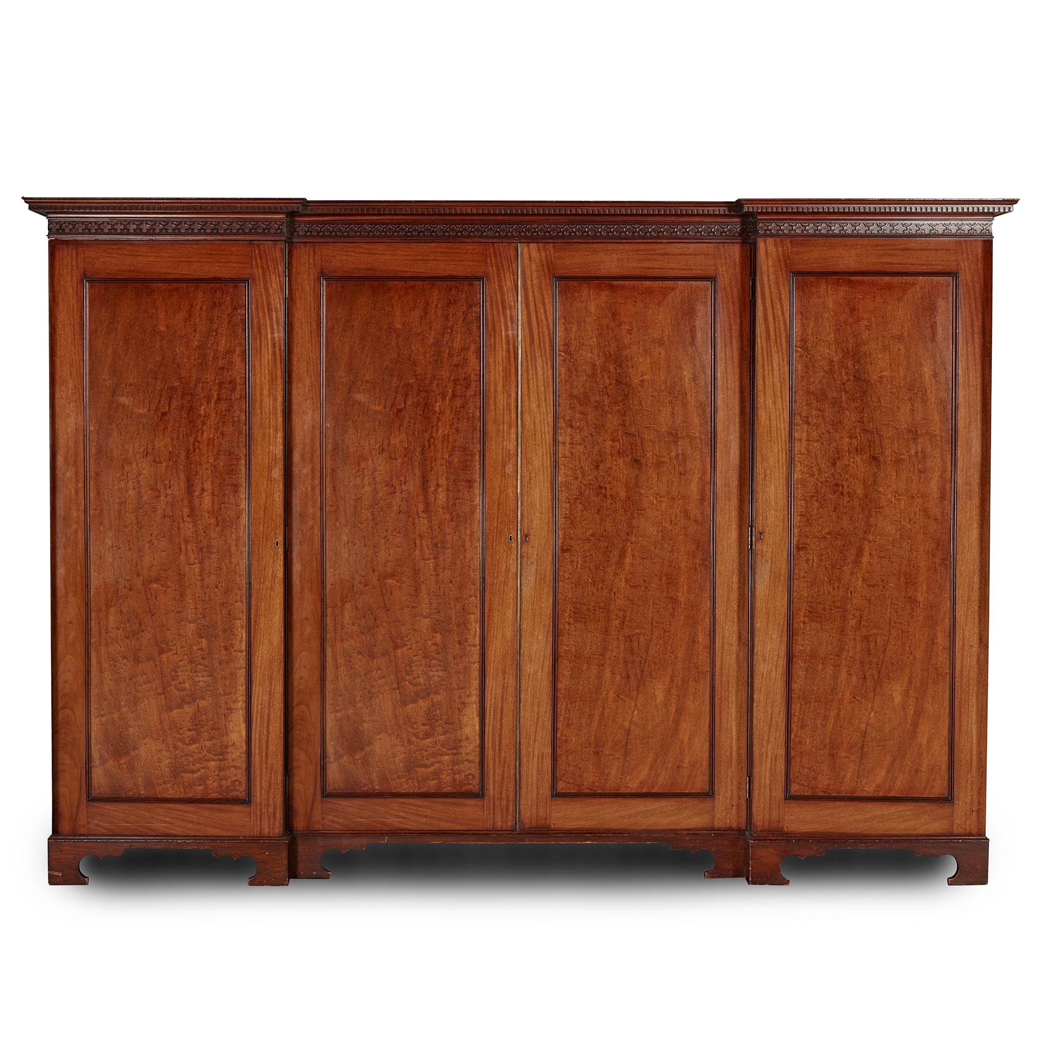 GEORGIAN STYLE LARGE MAHOGANY INVERTED BREAKFRONT WARDROBE
