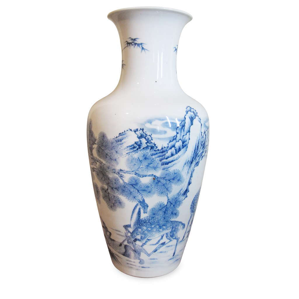BLUE AND WHITE 'DEER' VASE