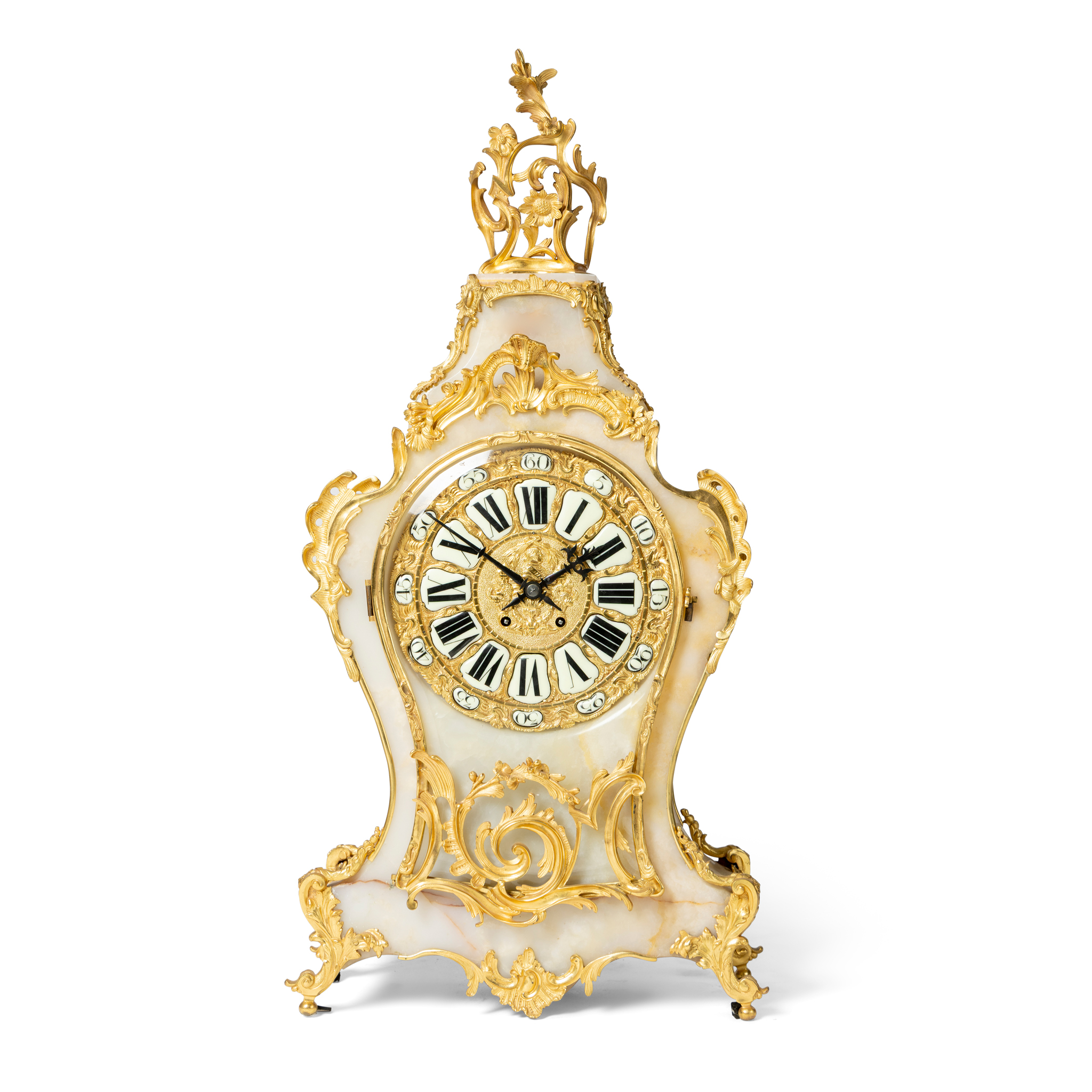 A LARGE ONYX AND GILT METAL MOUNTED MANTEL CLOCK