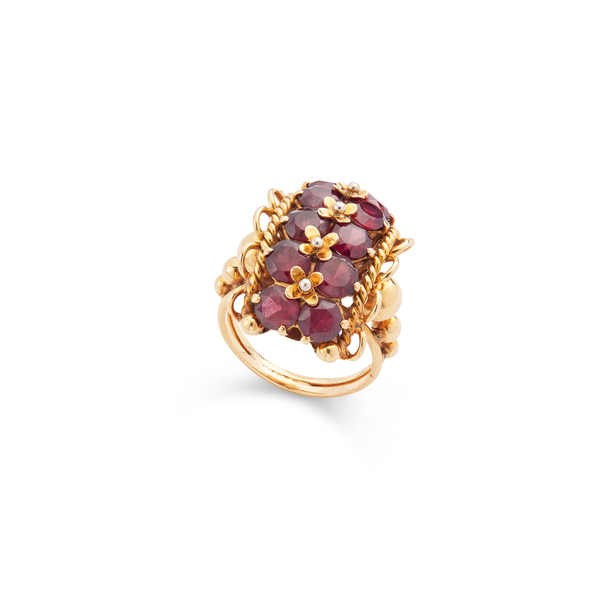 A garnet dress ring, circa 1950