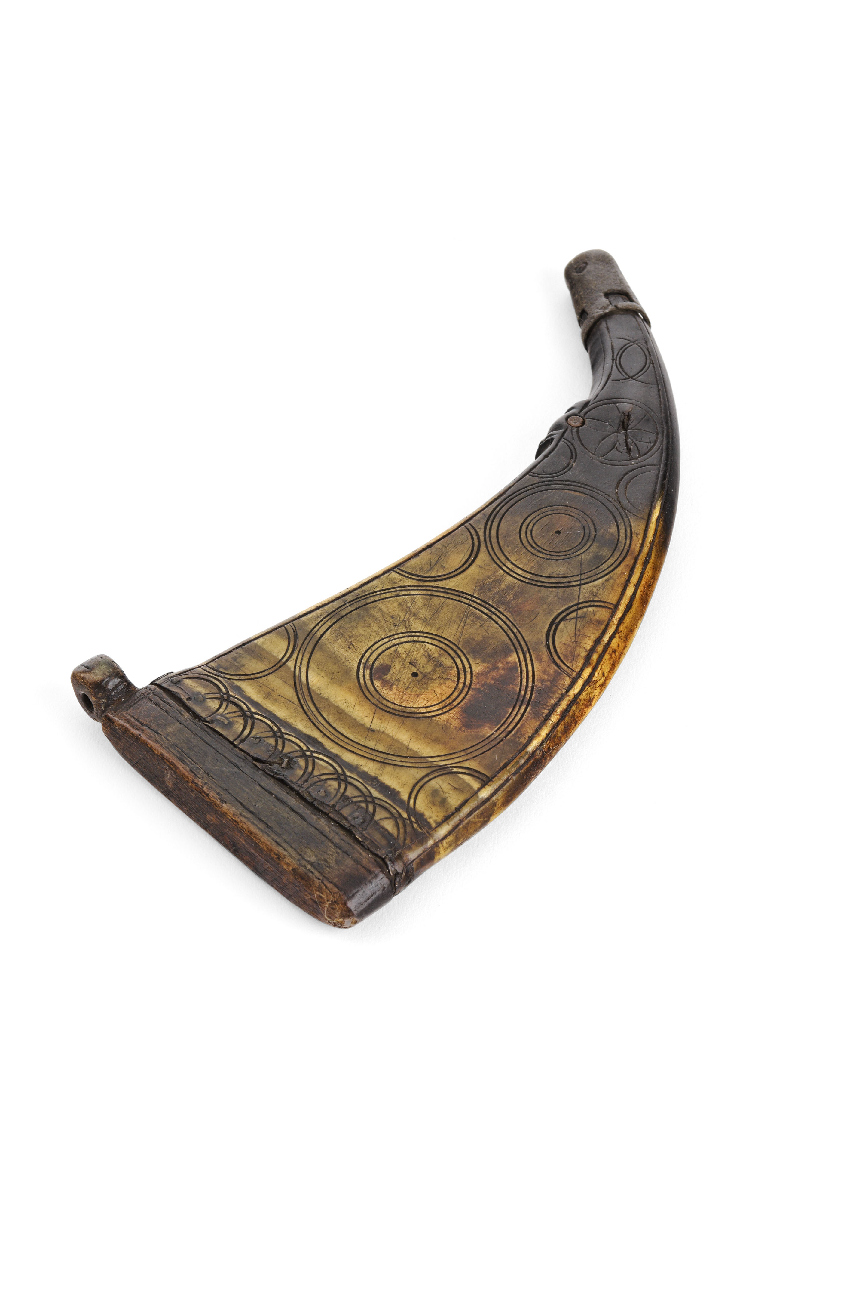A late 17th early 18th century powder horn