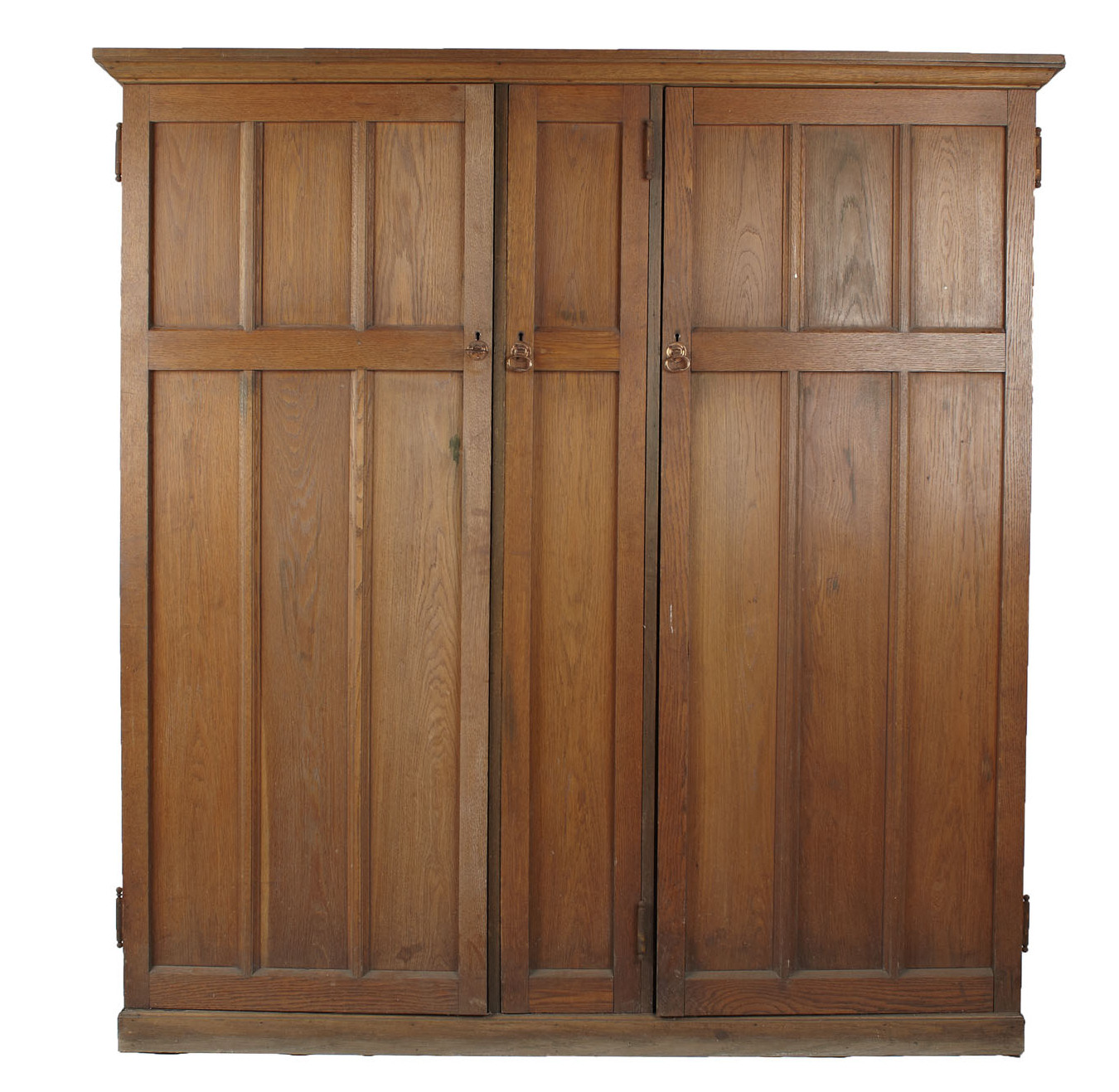 ARTS & CRAFTS STYLE OAK ESTATE CABINET