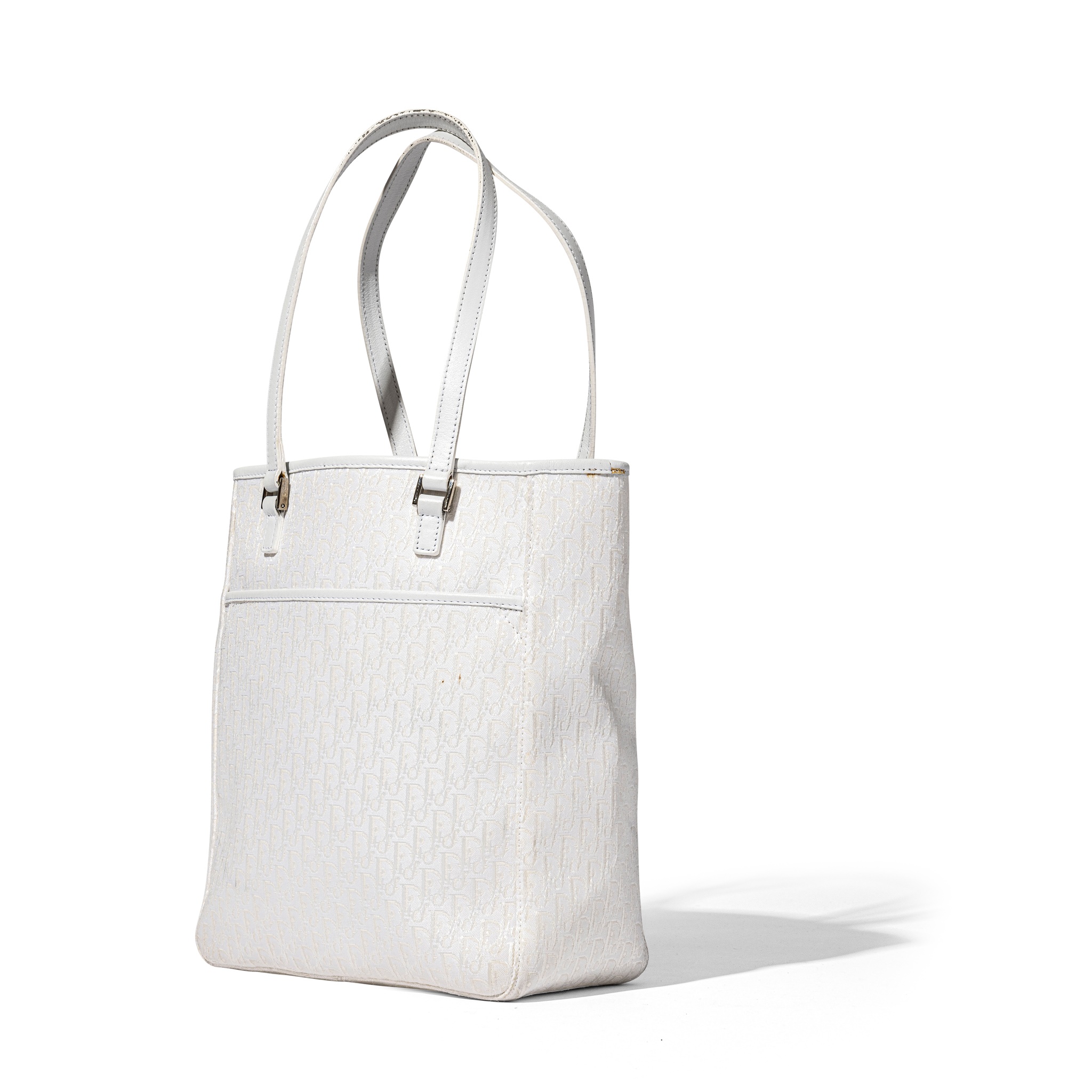 Dior: A white Diorissimo tote