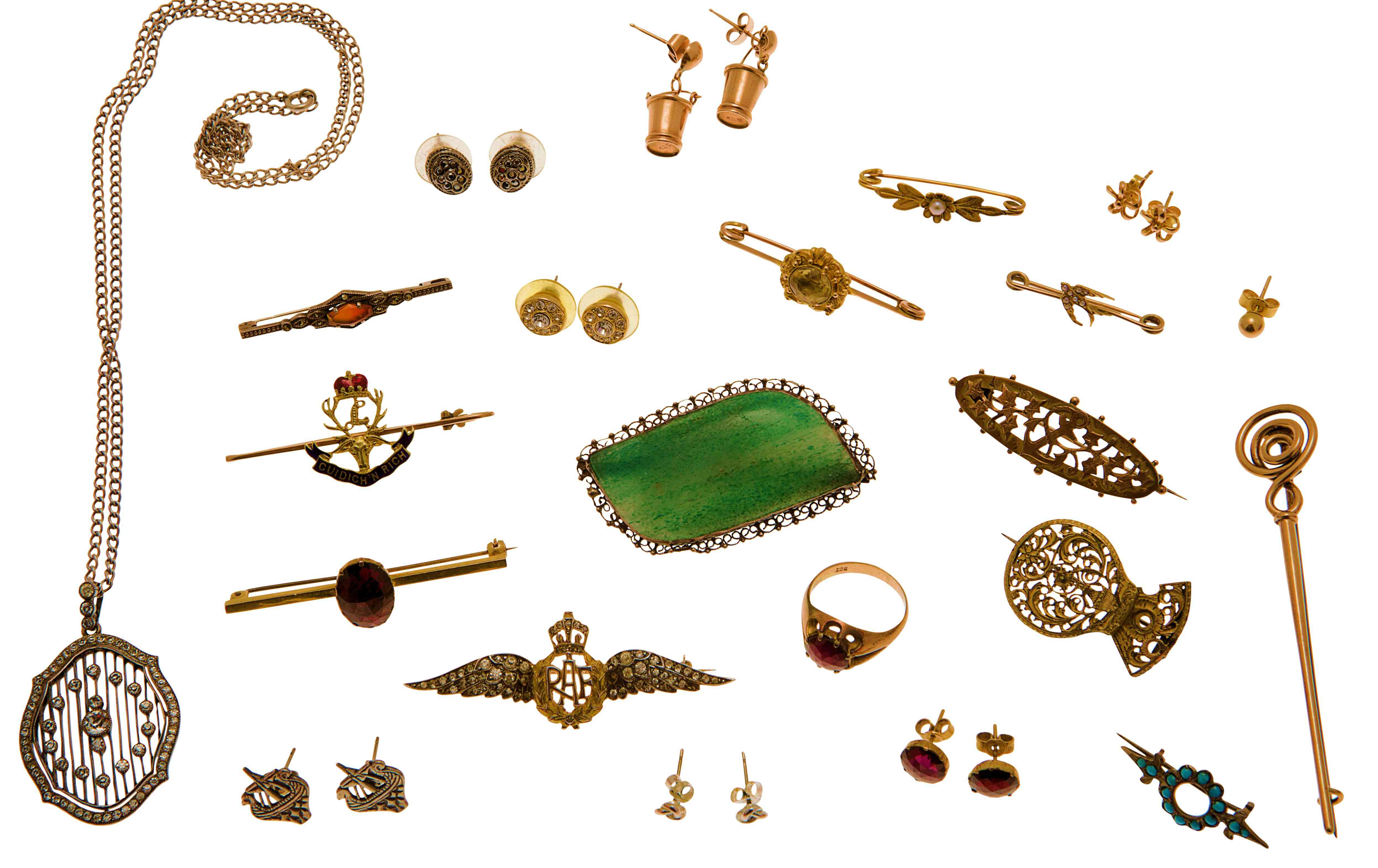 A collection of gem and paste set jewellery