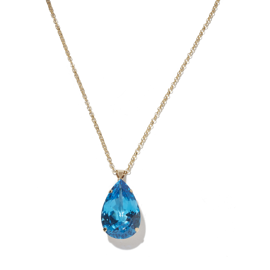 A 9ct gold blue topaz set pendant