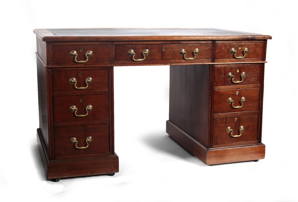 VICTORIAN OAK TWIN PEDESTAL DESK