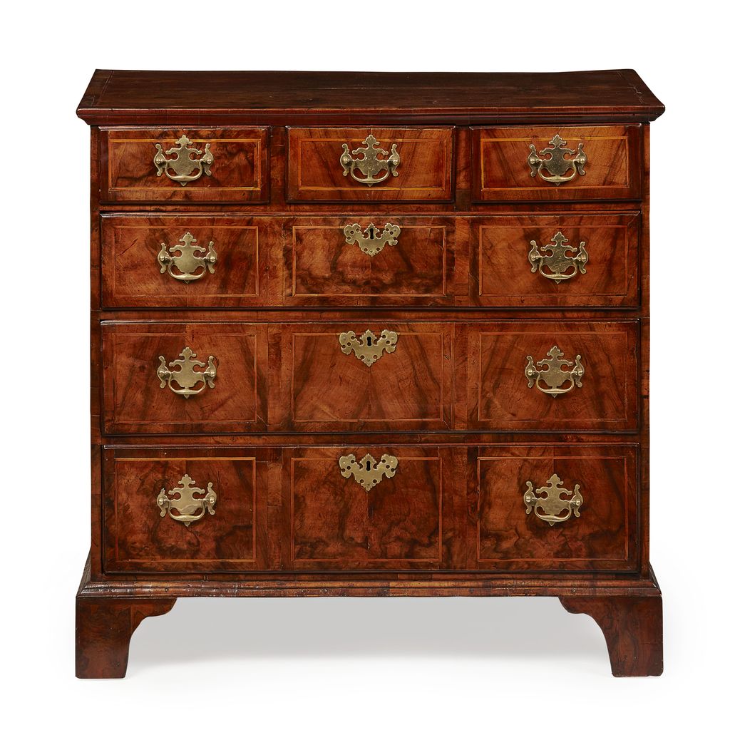 GEORGE II WALNUT CHEST OF DRAWERS