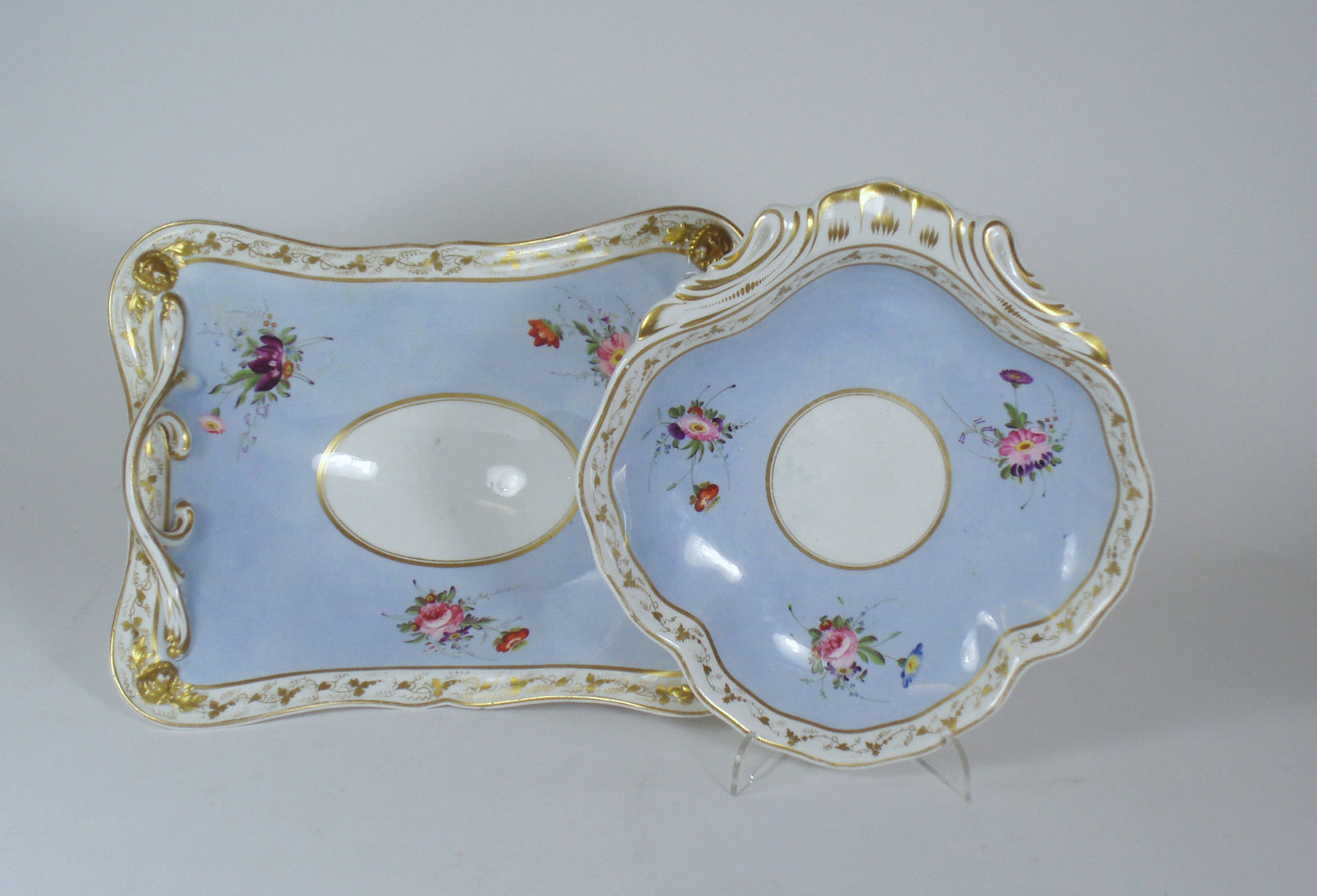 A 19th century Derby part fruit service