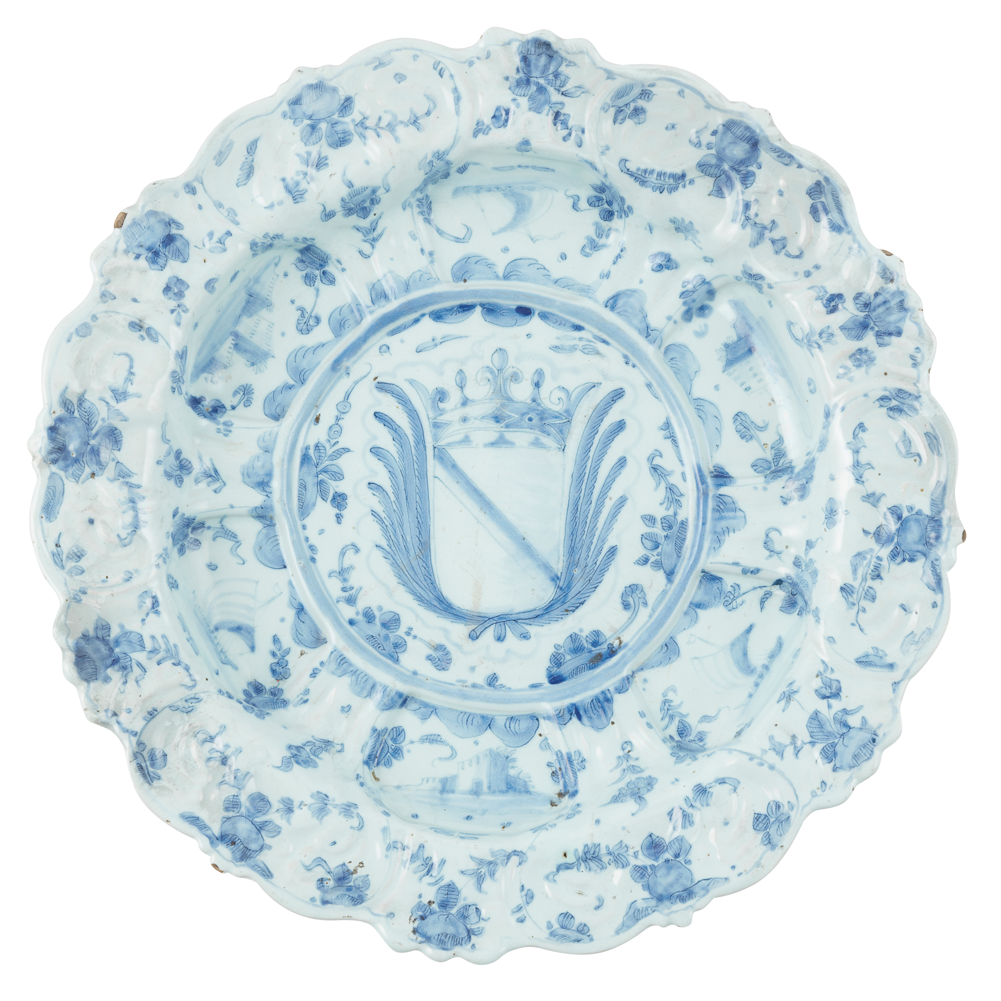 ITALIAN MAIOLICA LARGE BLUE AND WHITE DISH