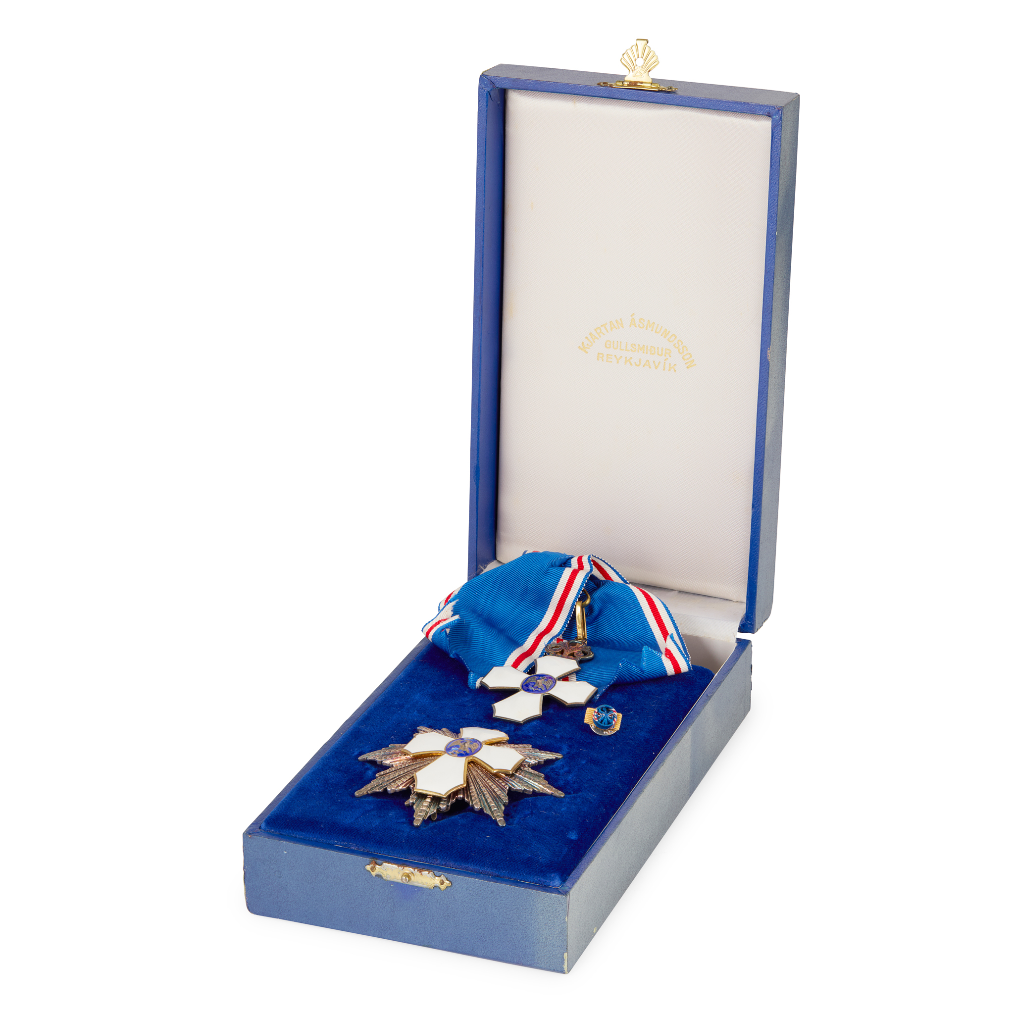 ICELAND – A CASED ORDER OF THE FALCON