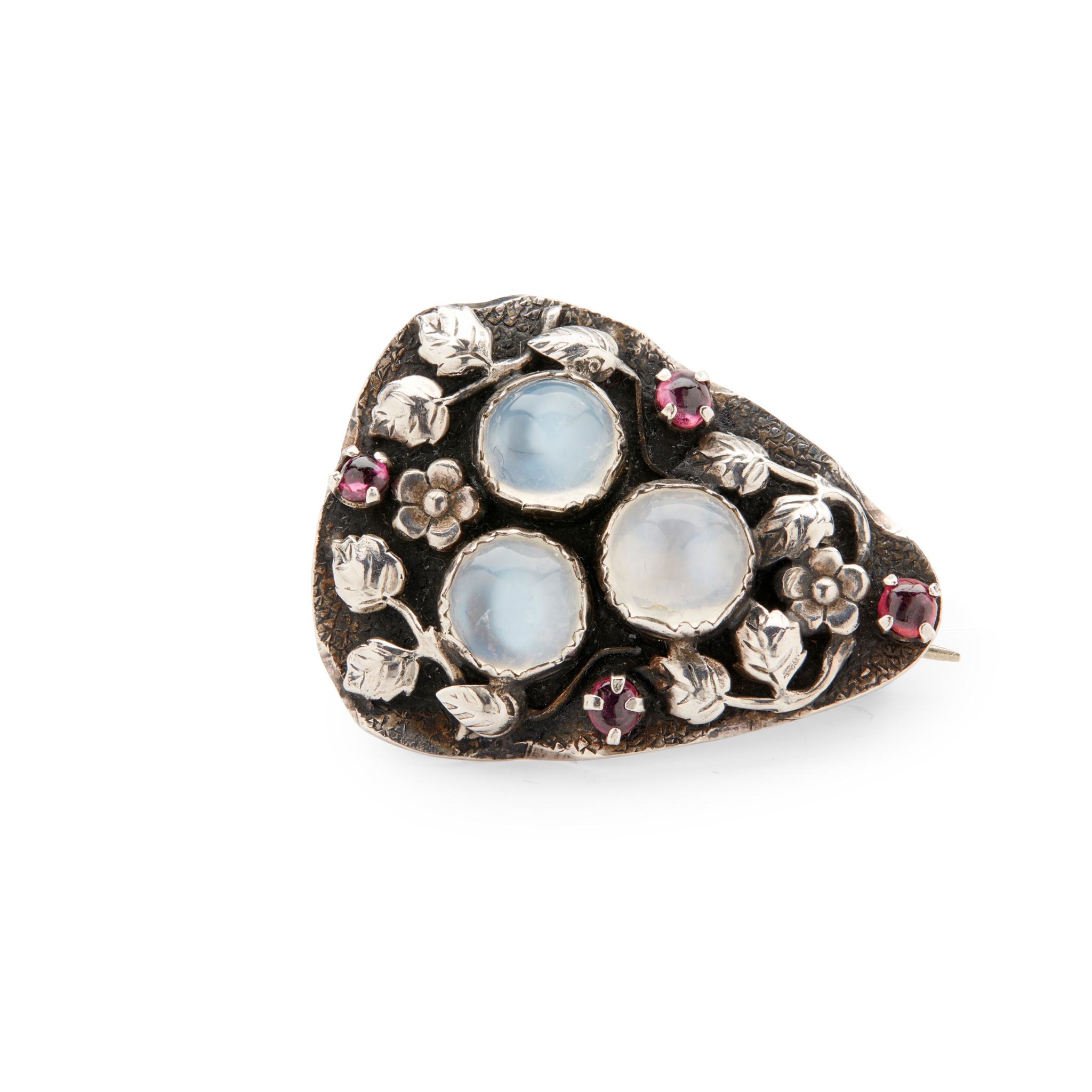 An Arts & Crafts brooch