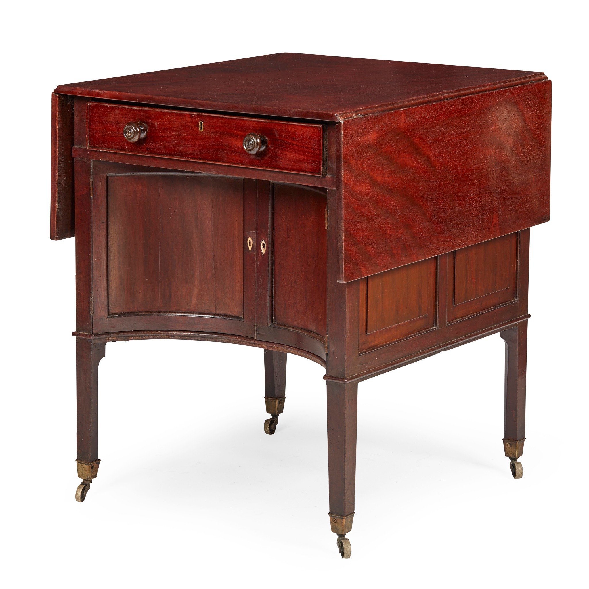 GEORGE III MAHOGANY SUPPER TABLE, POSSIBLY IRISH