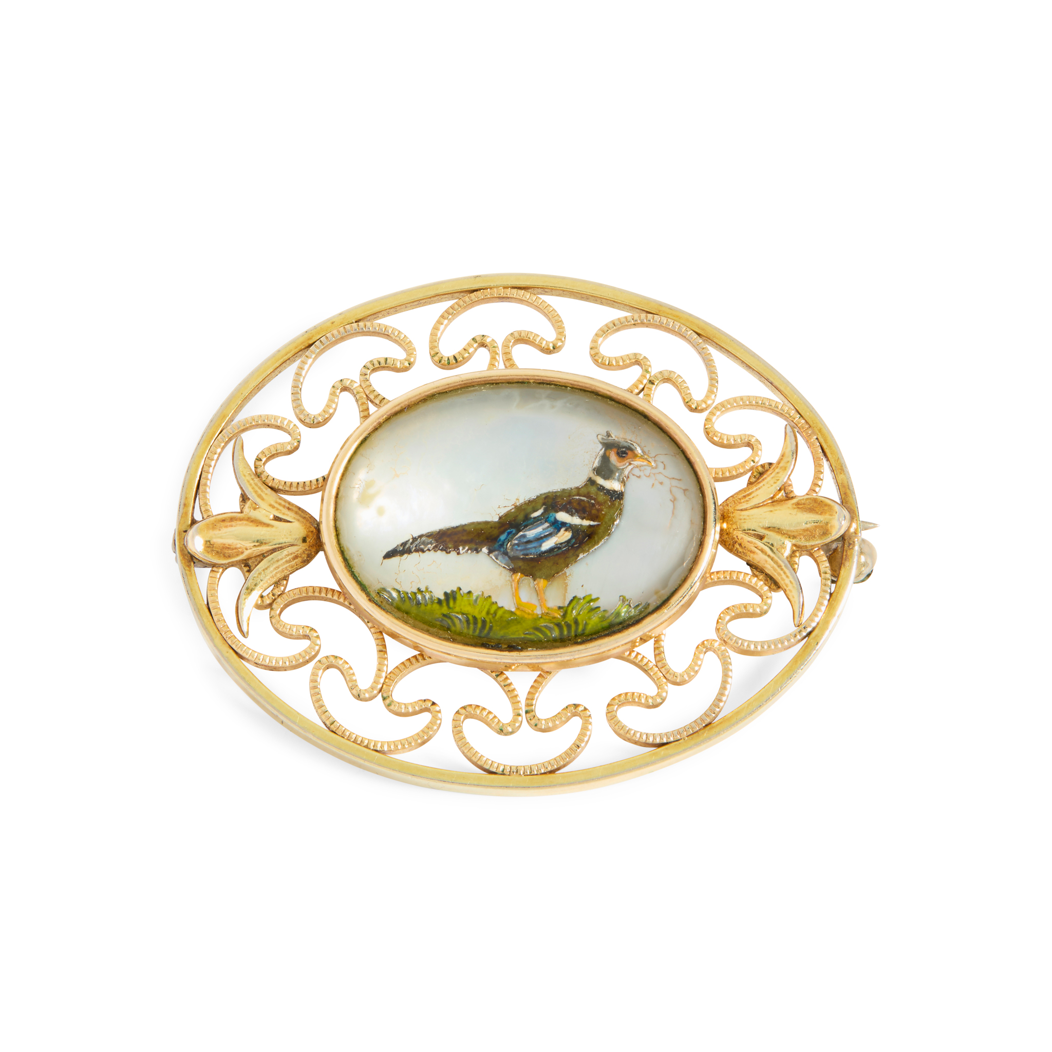 An Essex Crystal brooch