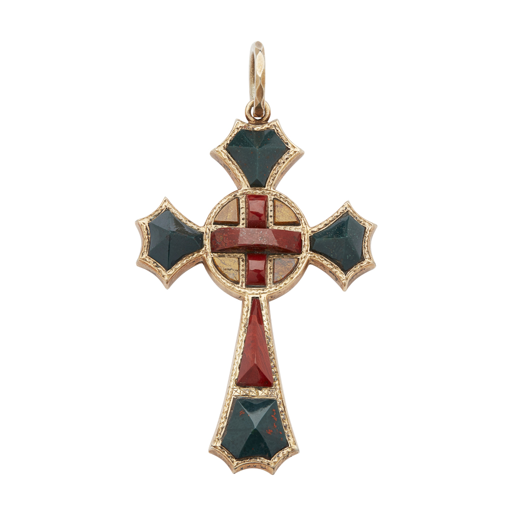 A Scottish agate set cross pendant