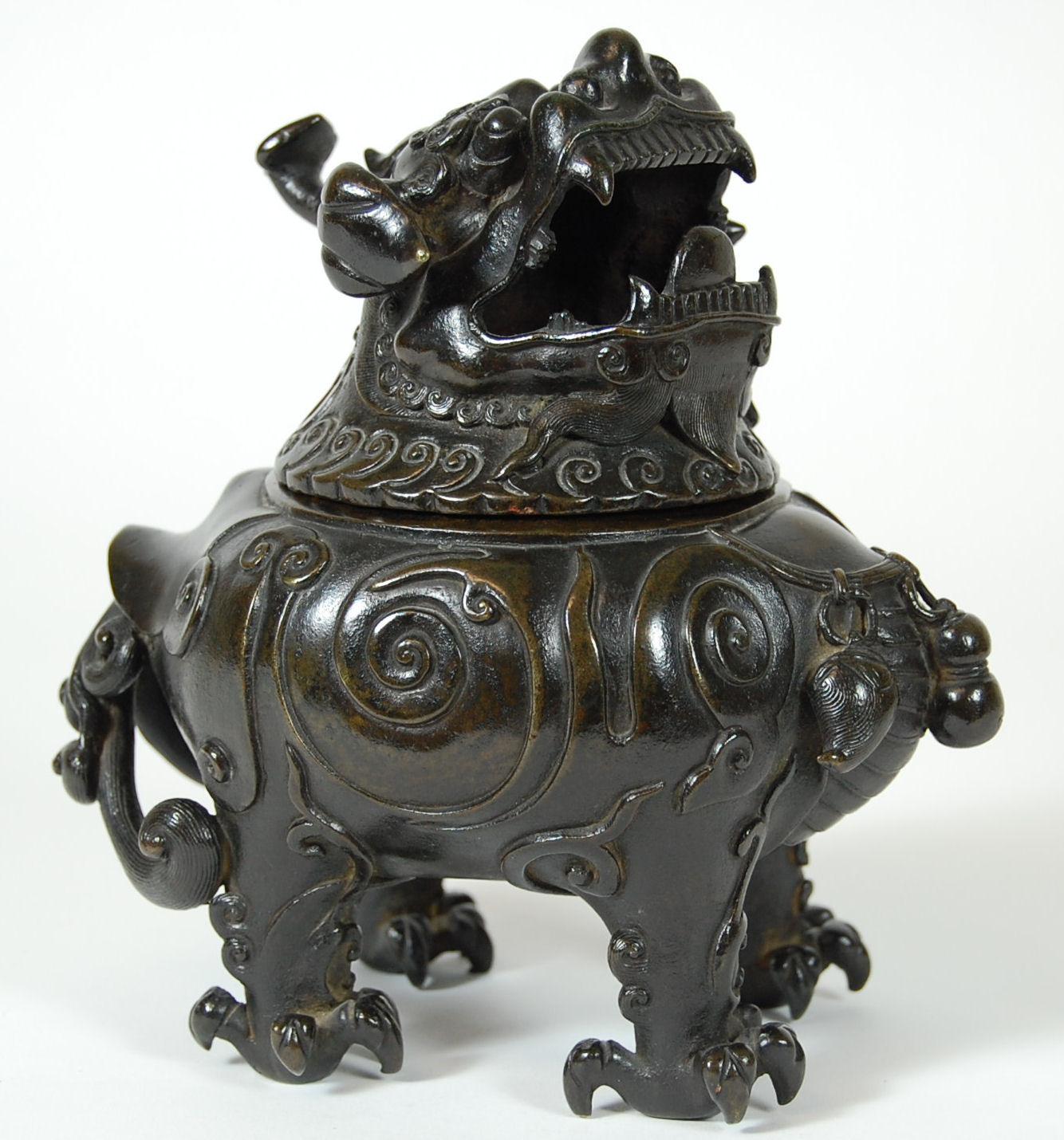 A Chinese 17th/18th century bronze Buddhist lion