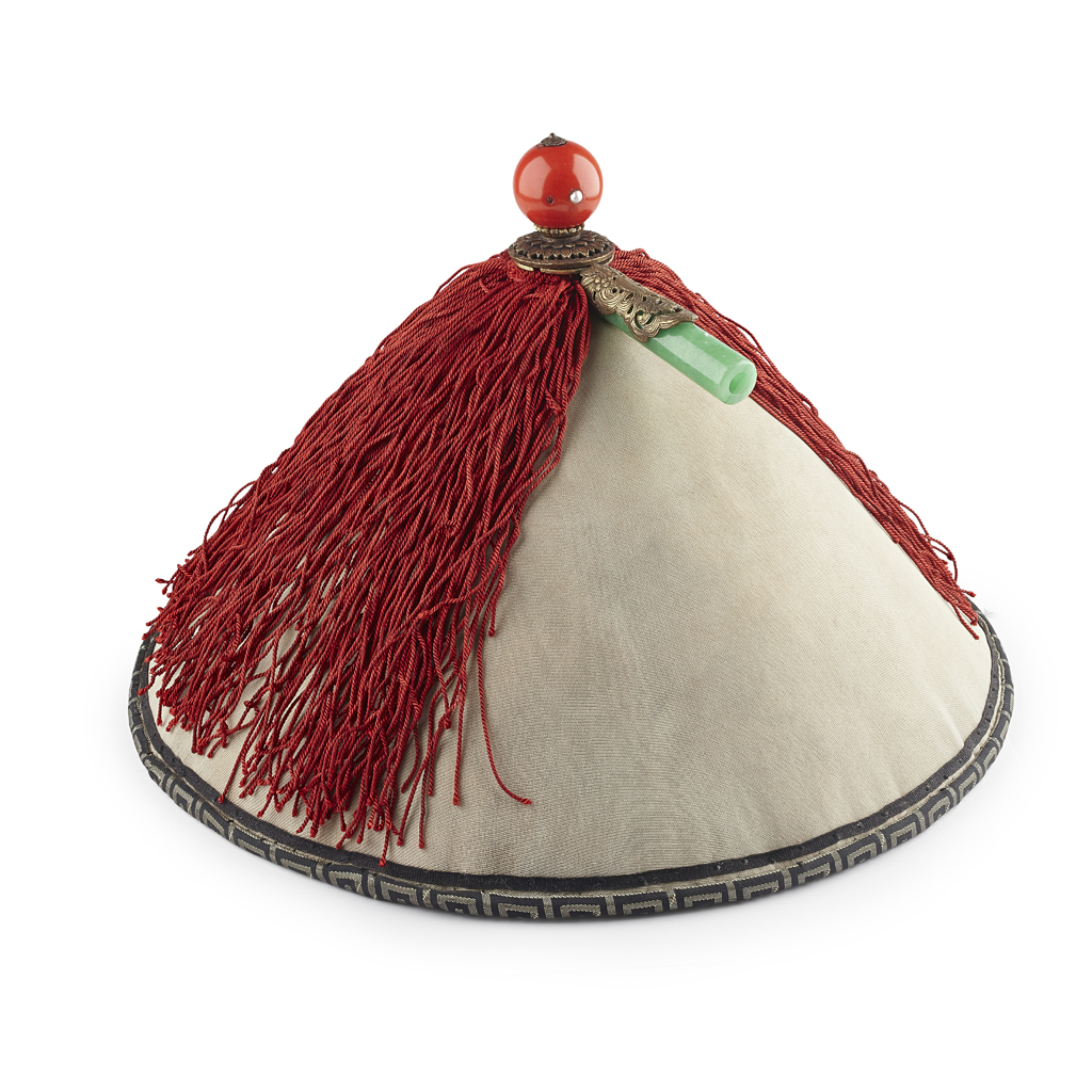 WOODEN MANDARIN NECKLACE