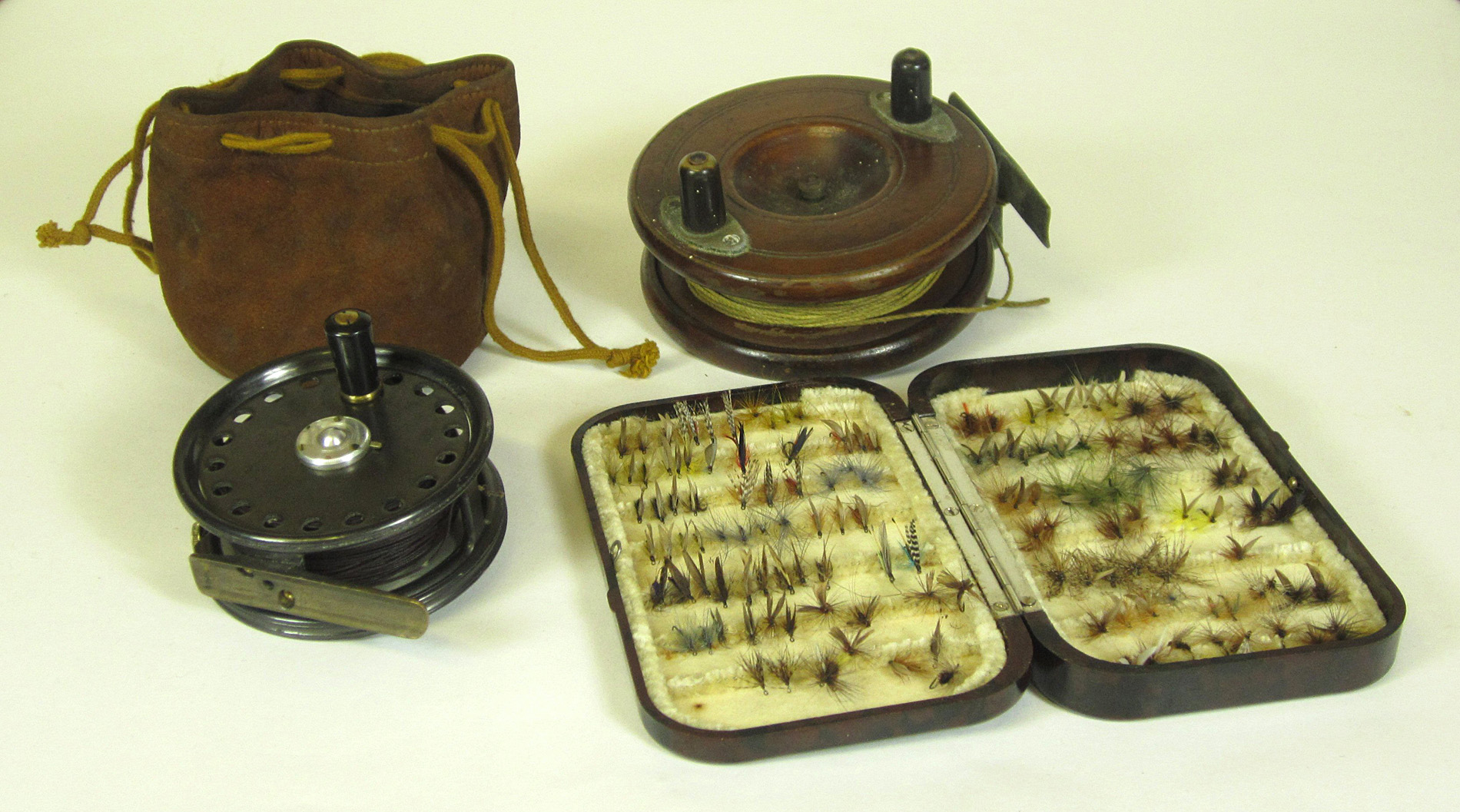 QUANTITY OF FISHING TACKLE