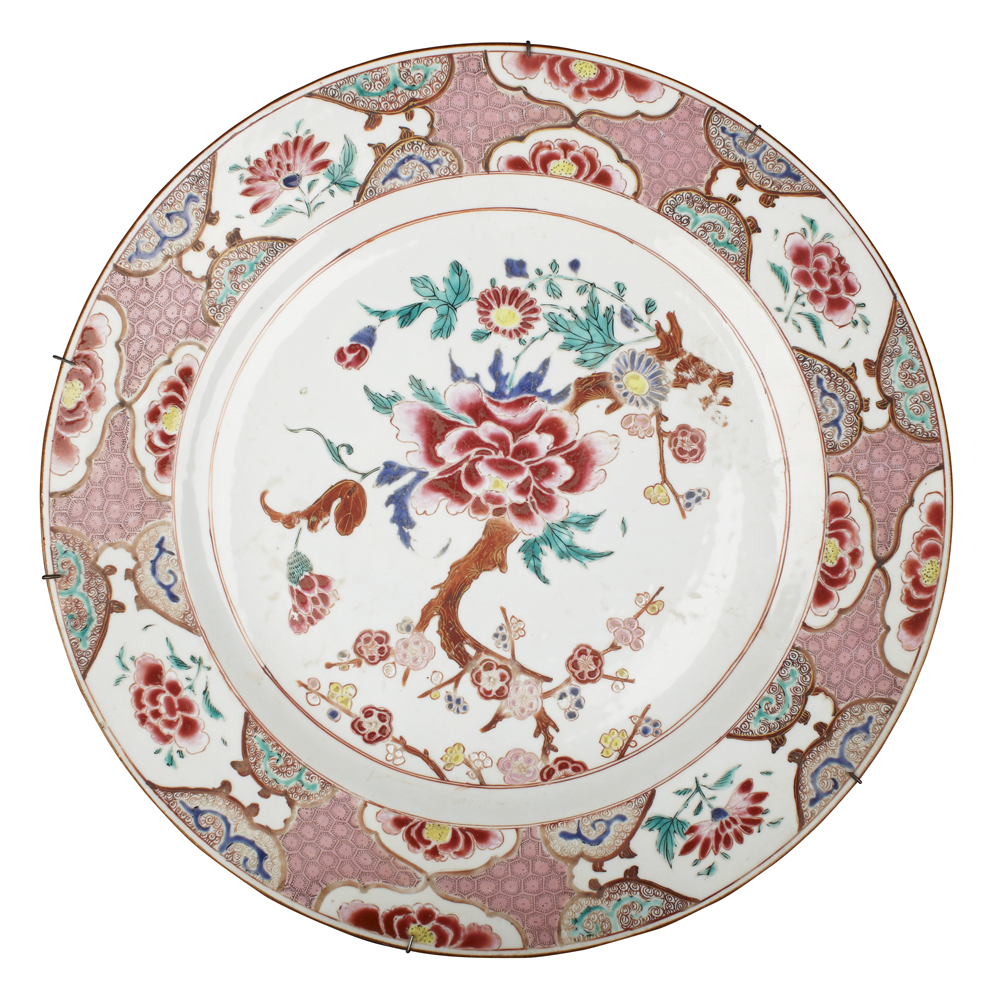 CHINESE EXPORT FAMILLE ROSE CHARGER