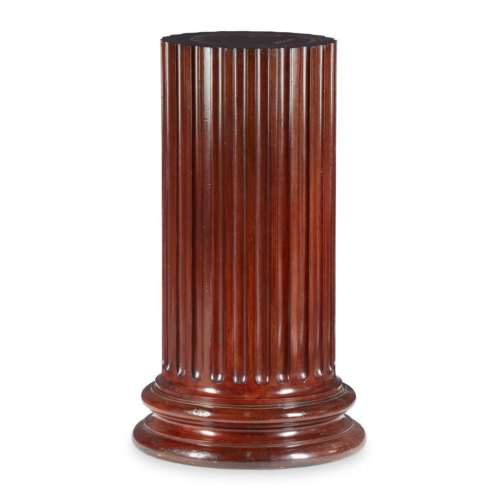 VICTORIAN MAHOGANY PEDESTAL