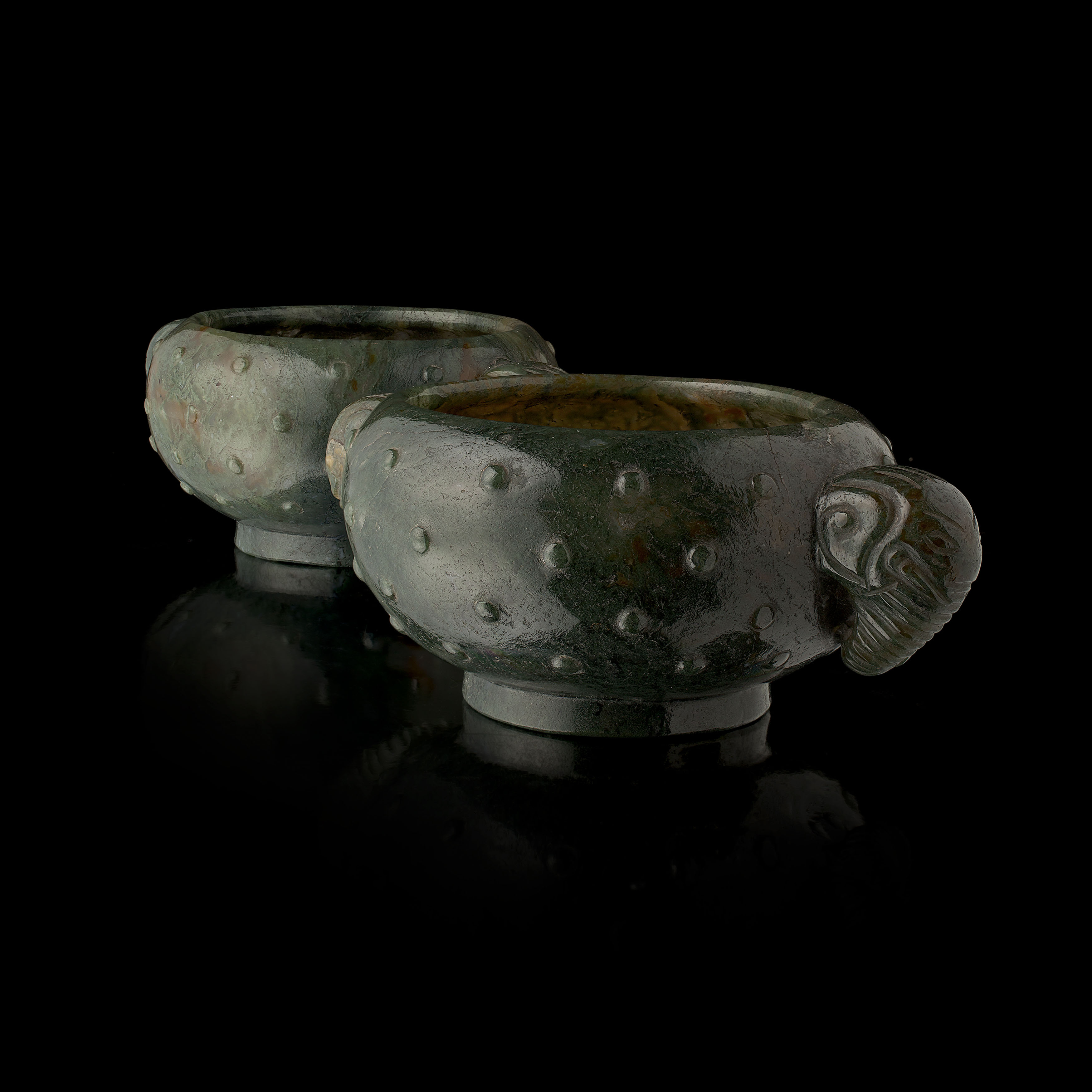 PAIR OF CHINESE ARCHAIC STYLE MOSS AGATE BOWLS