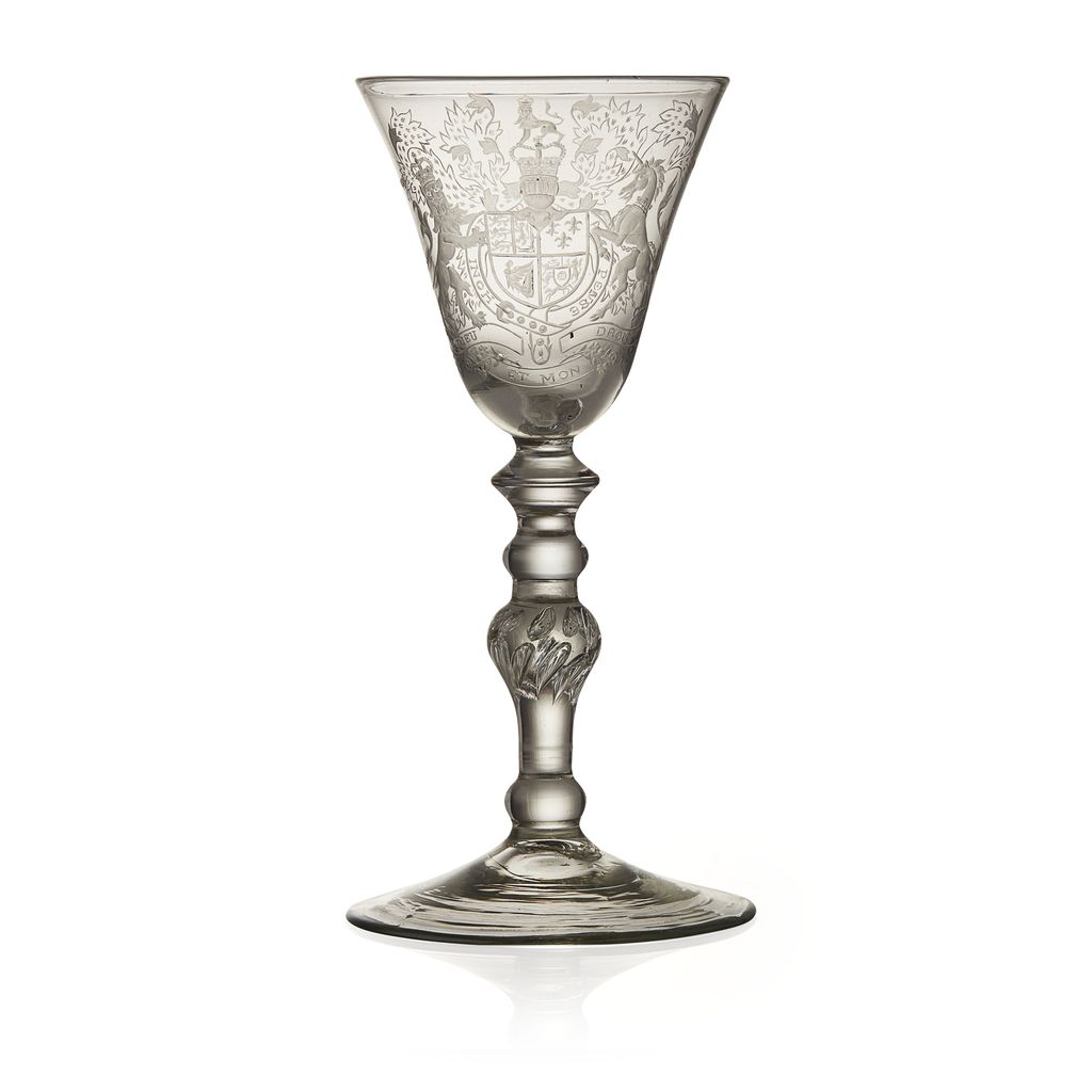 ROYAL ARMORIAL WINE GLASS