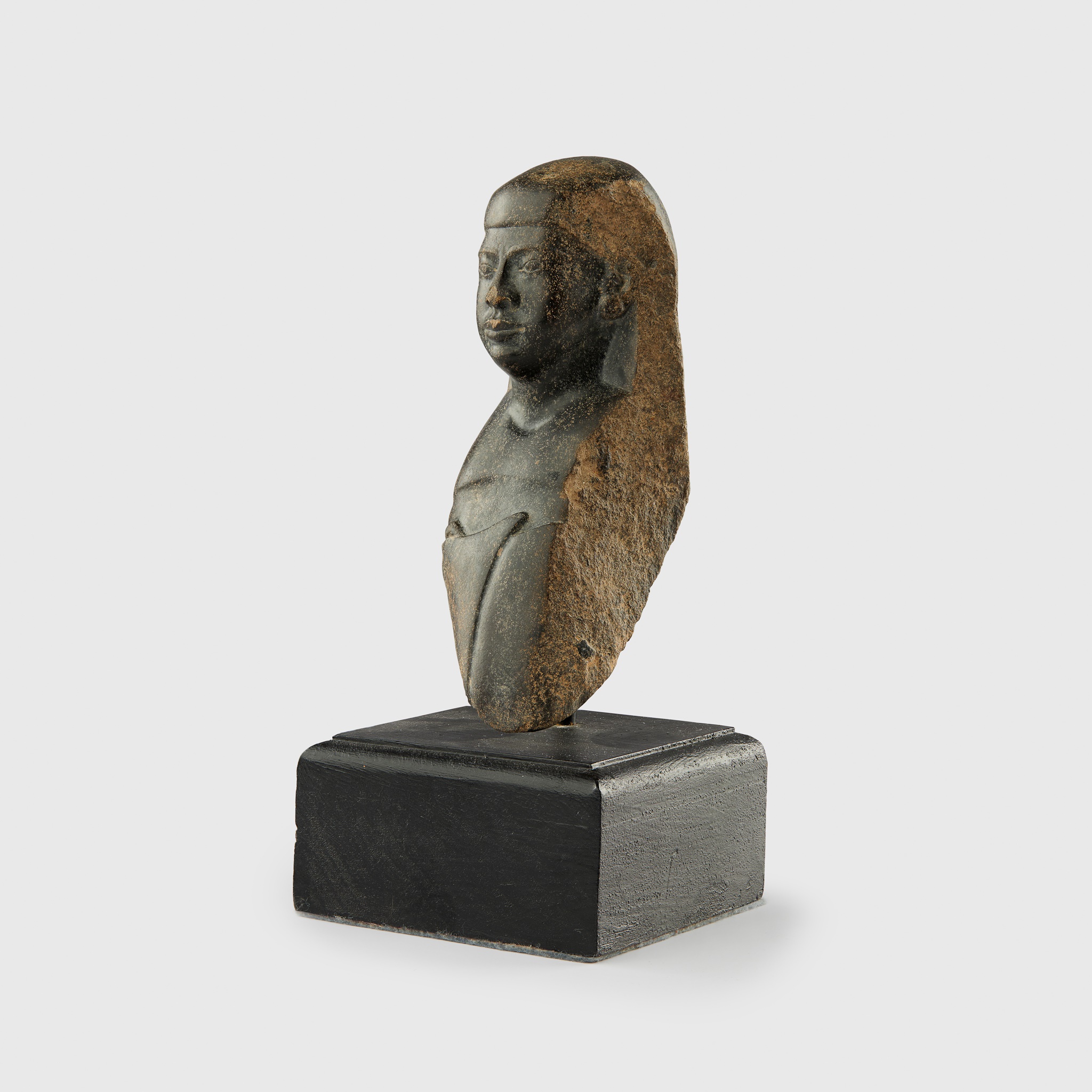 ANCIENT EGYPTIAN PORTRAIT BUST OF AN OFFICIAL