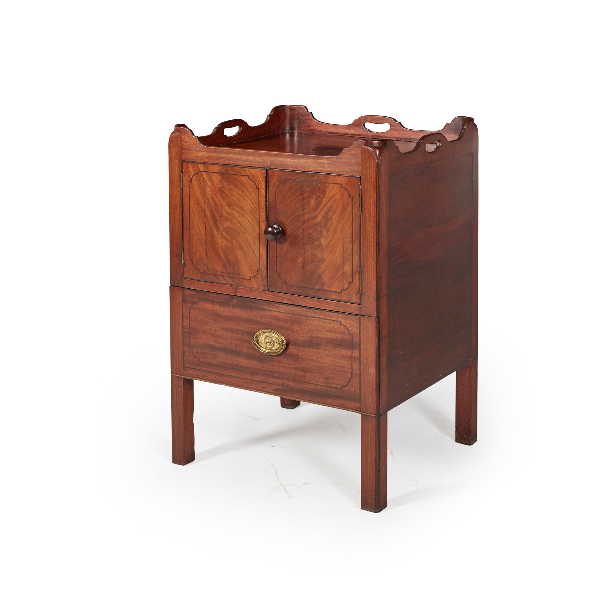GEORGE III MAHOGANY BEDSIDE COMMODE