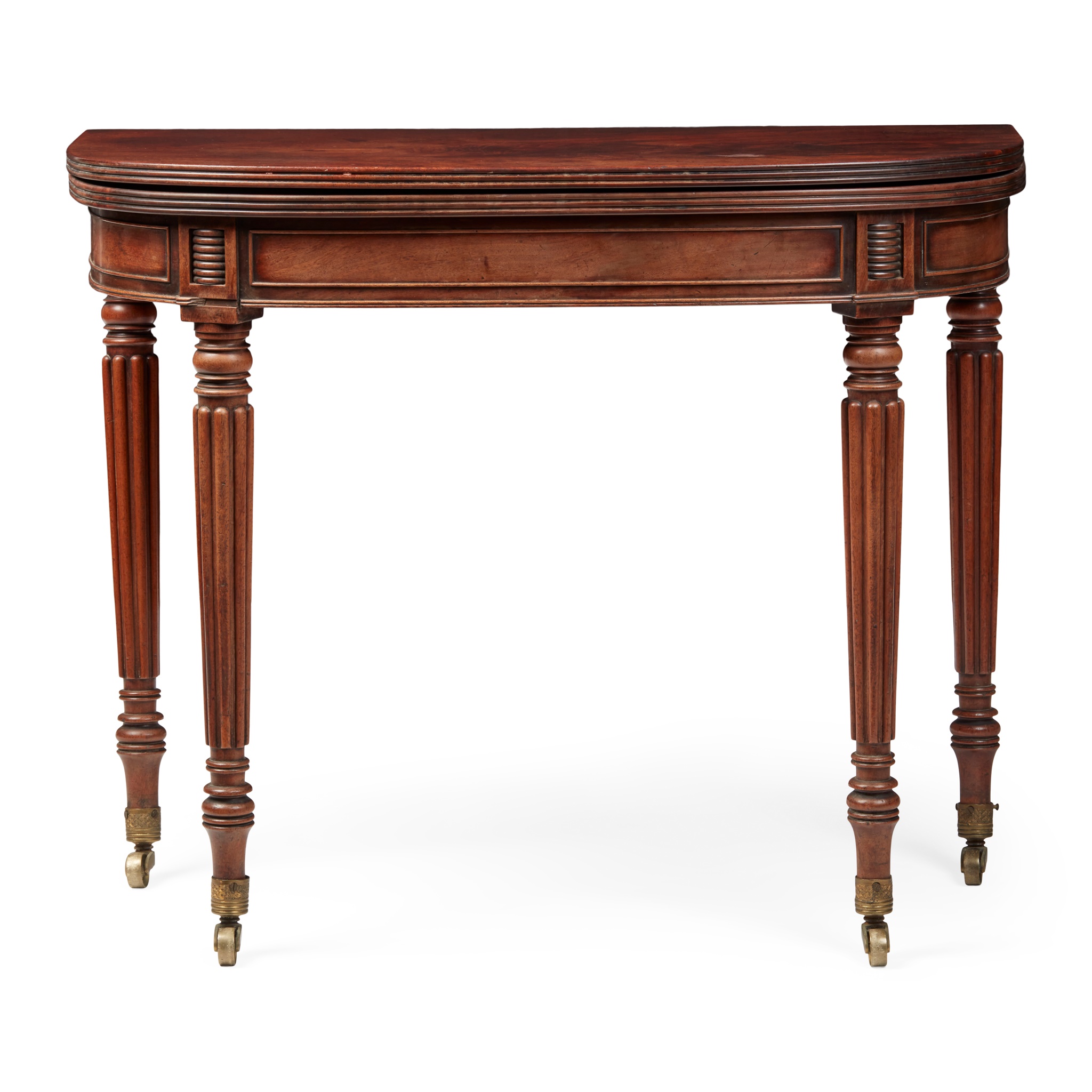 LATE GEORGIAN MAHOGANY TEA TABLE, ATTRIBUTED TO GILLOWS