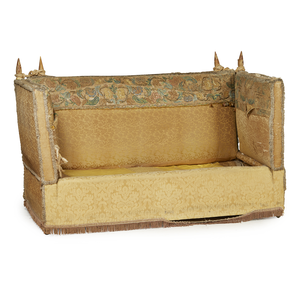 KNOLE SOFA