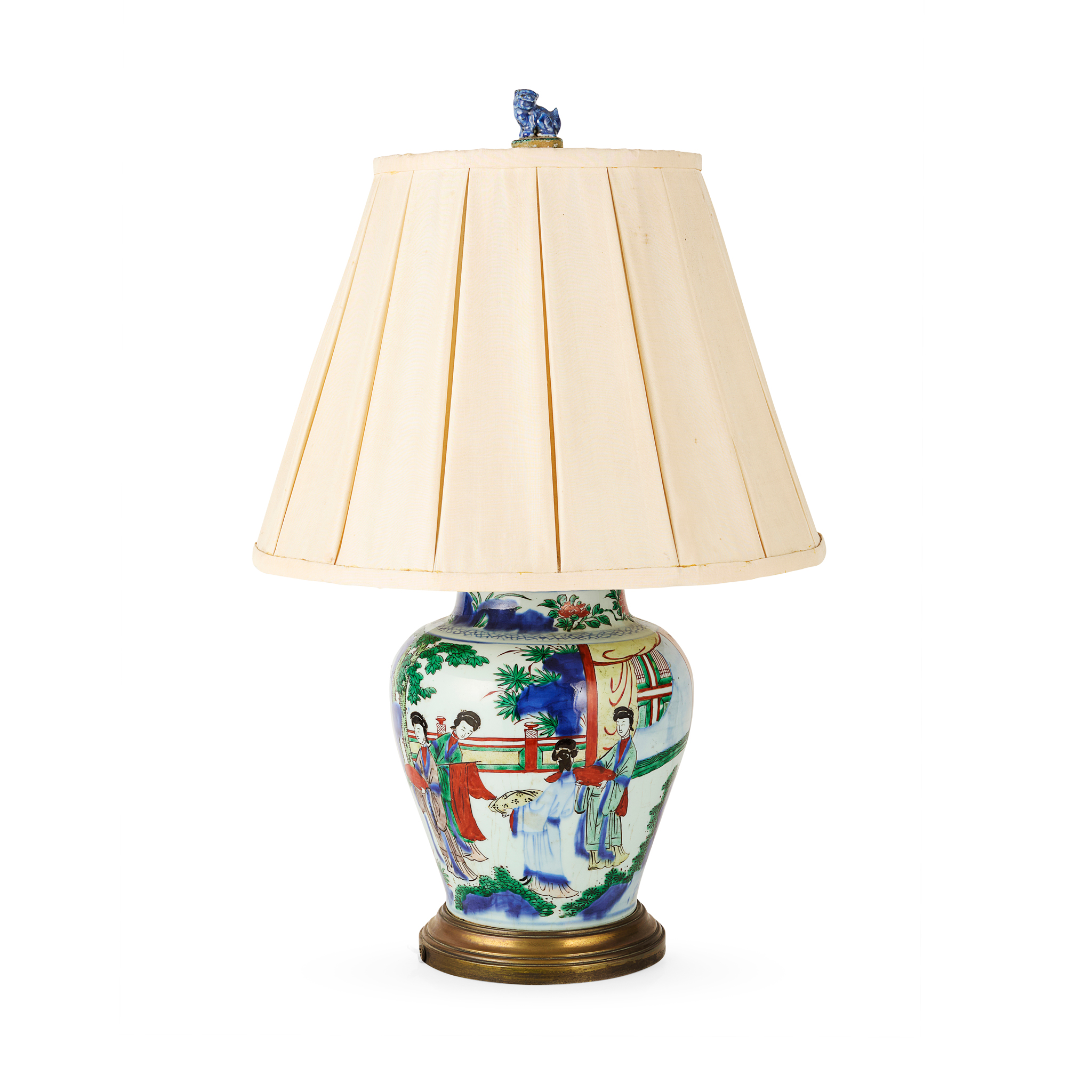 GILT METAL MOUNTED CHINESE WUCAI LADIES PORCELAIN VASE LAMP
