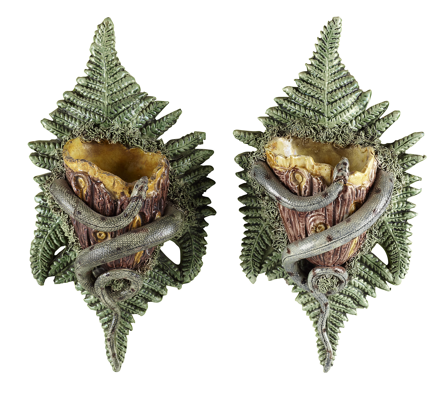 PAIR OF CONTINENTAL PALISSY STYLE WALL POCKETS