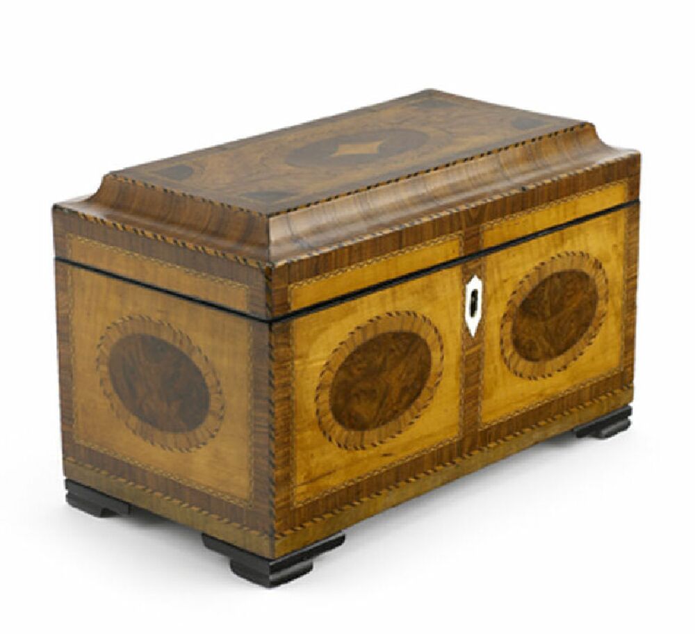 FINE GEORGE III SATINWOOD AND KINGWOOD CROSSBANDED TEA CADDY