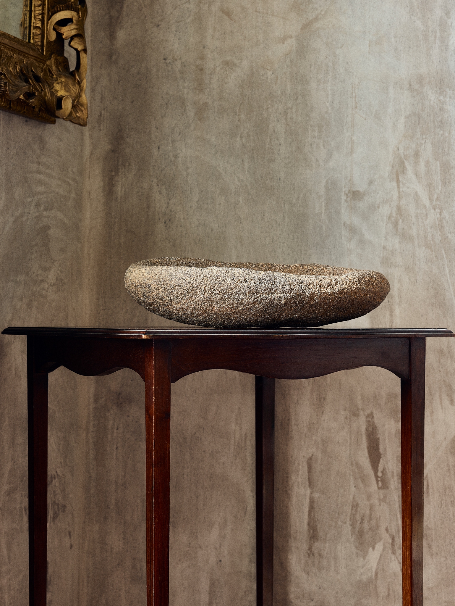 AFRICAN NEOLITHIC QUARTZITE MILLSTONE