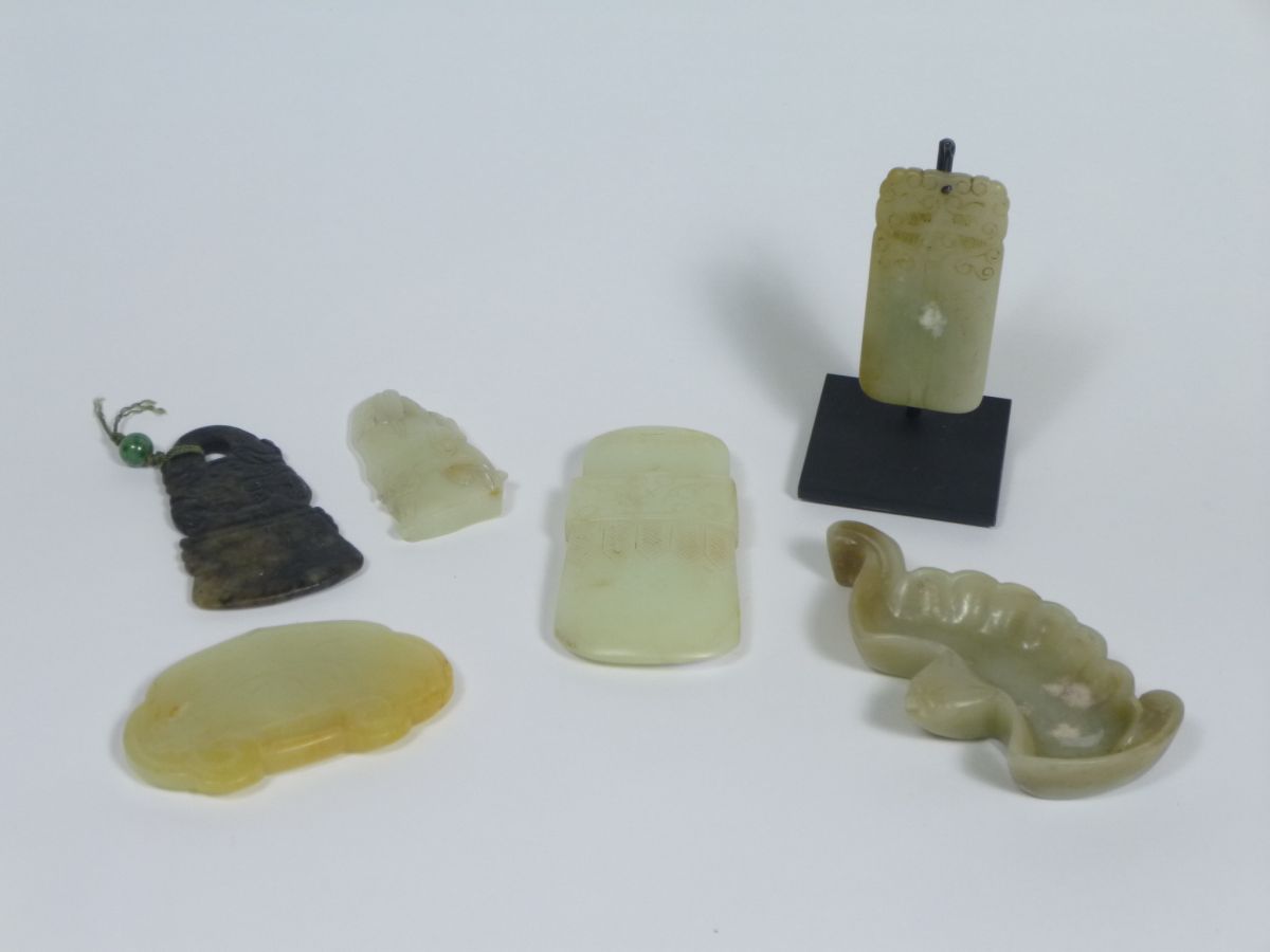 GROUP OF SIX JADE CARVINGS