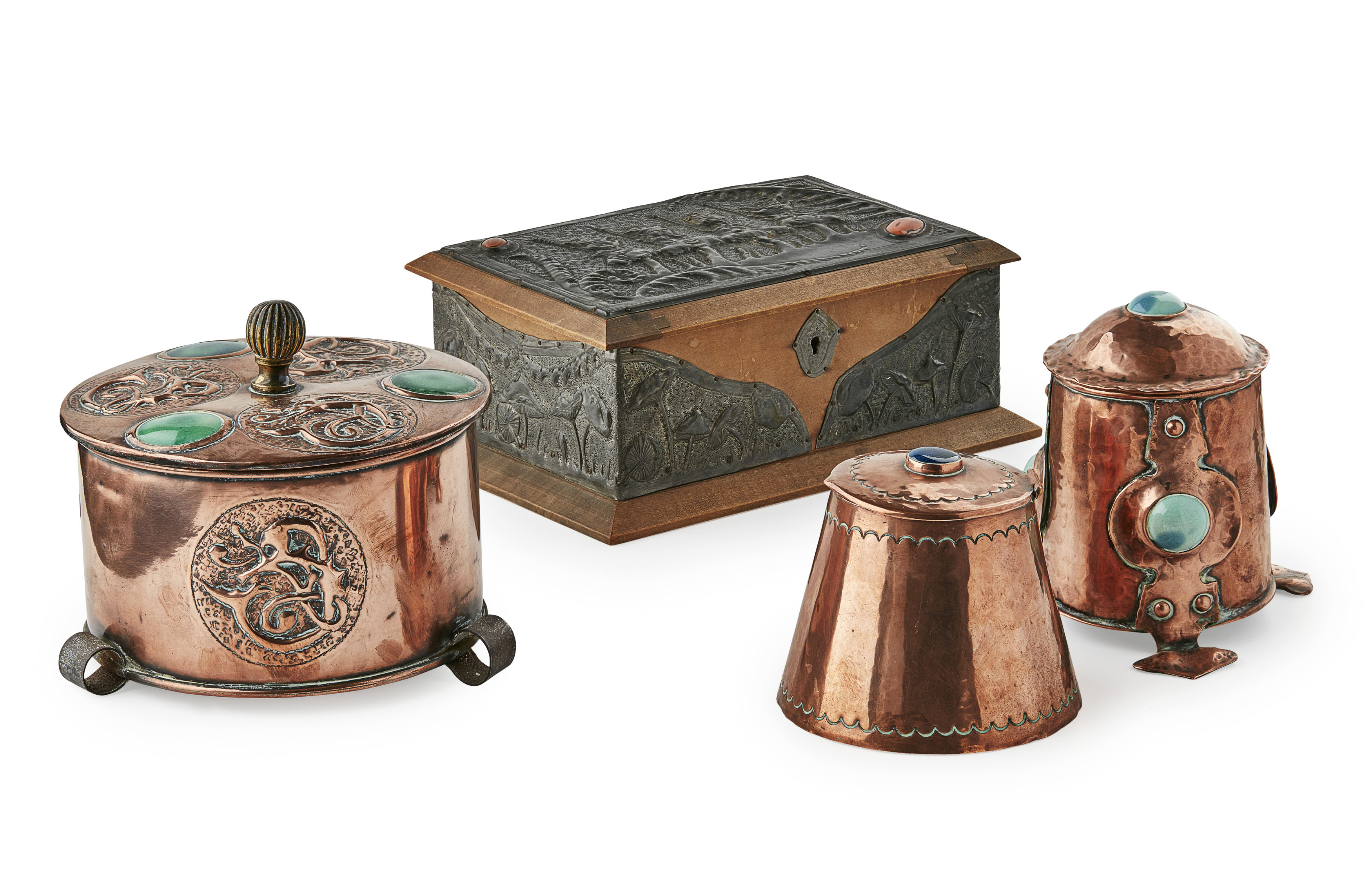 ARTS & CRAFTS COPPER BOX AND COVER