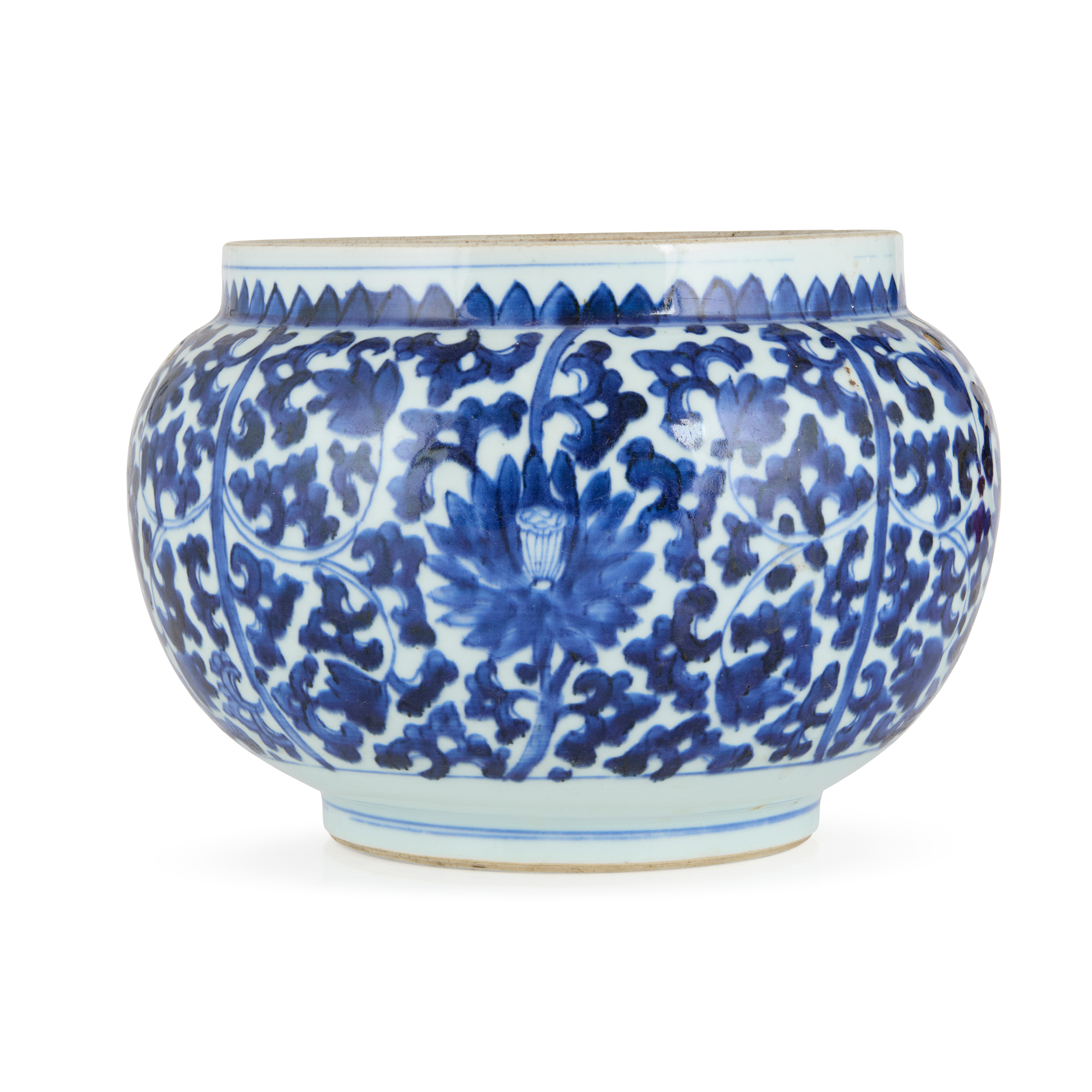 CHINESE BLUE AND WHITE 'SCROLLING LOTUS' PORRIDGE BOWL