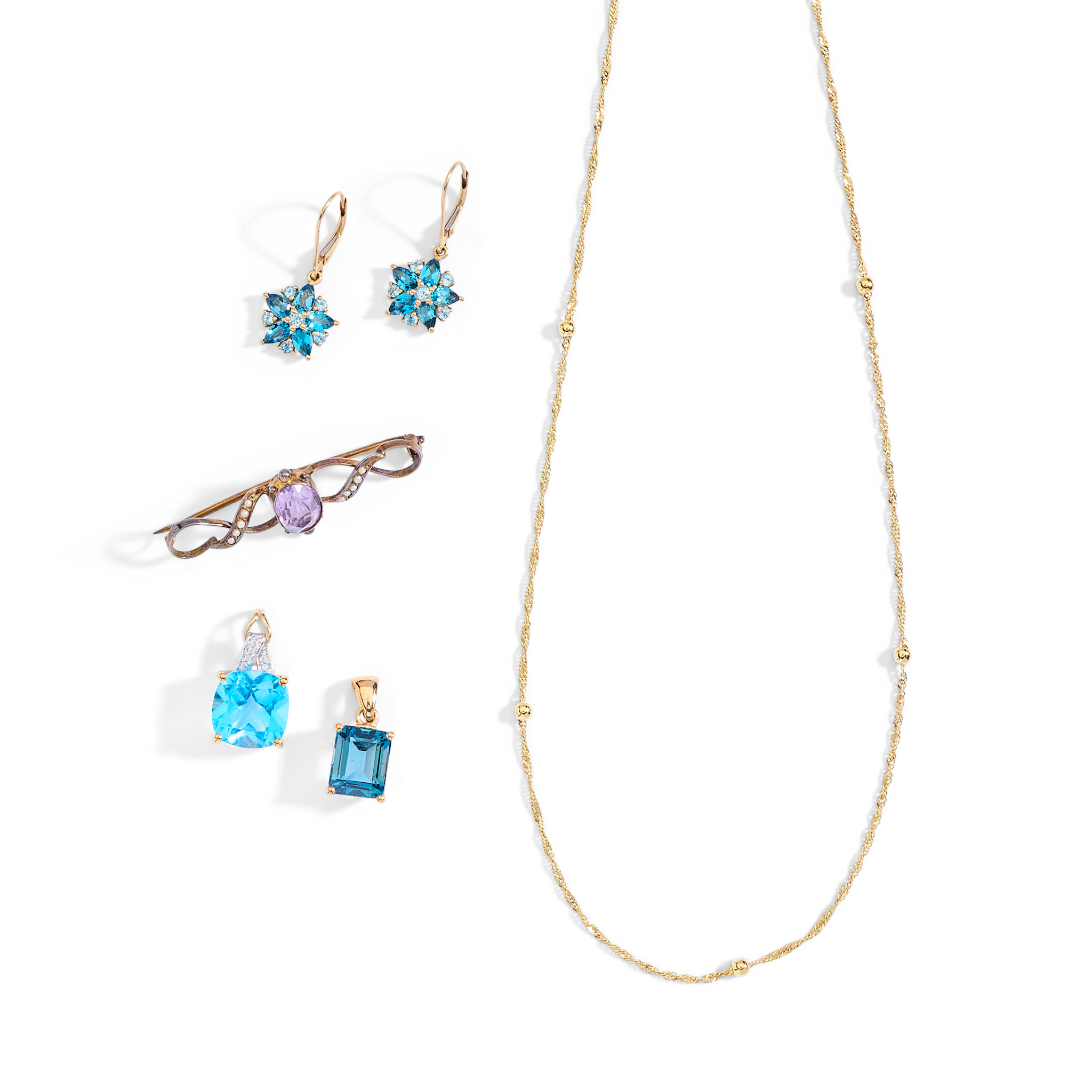 A collection of jewellery