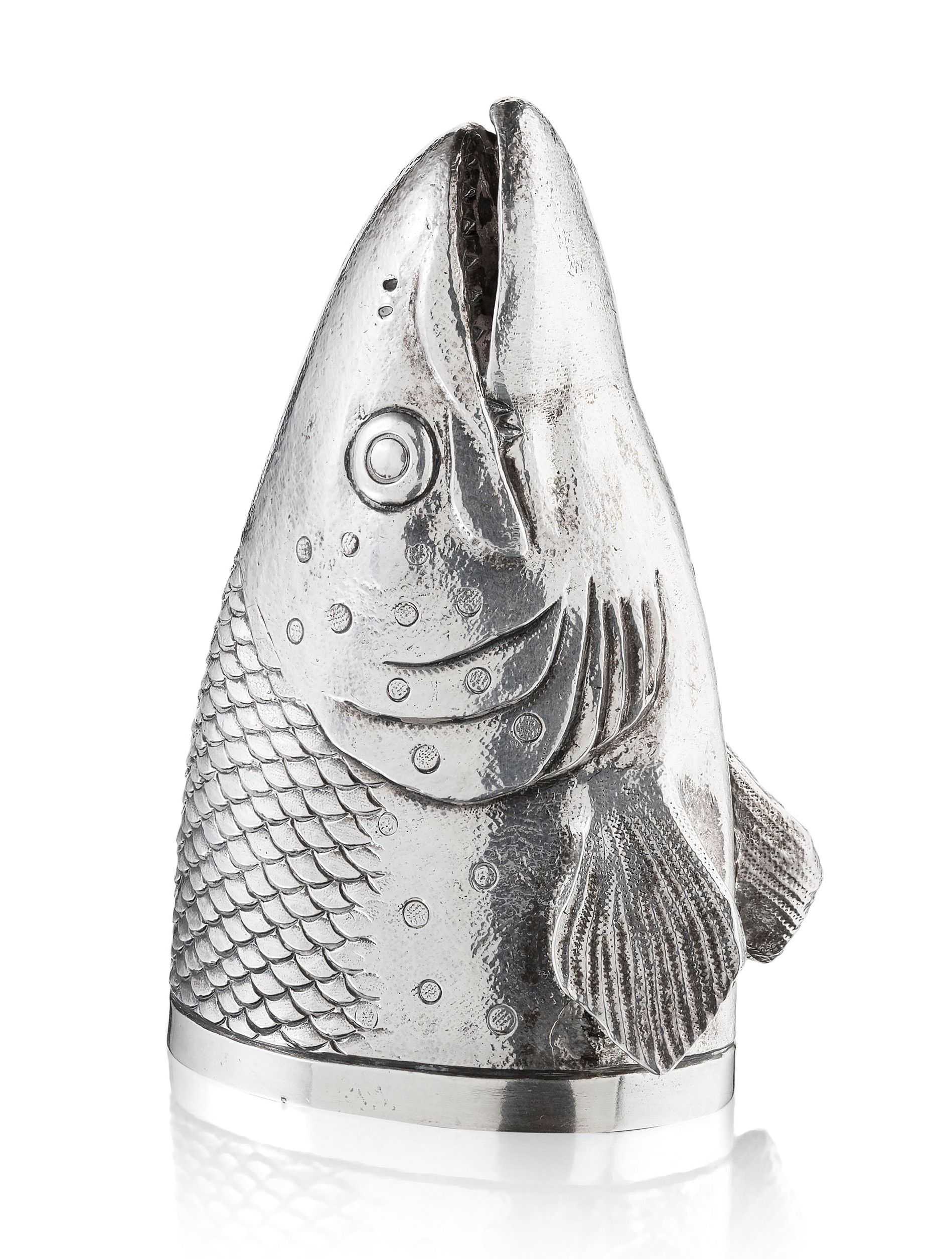 A Scottish salmon head stirrup cup