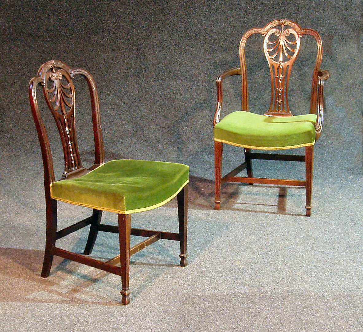 A Hepplewhite style mahogany carver,