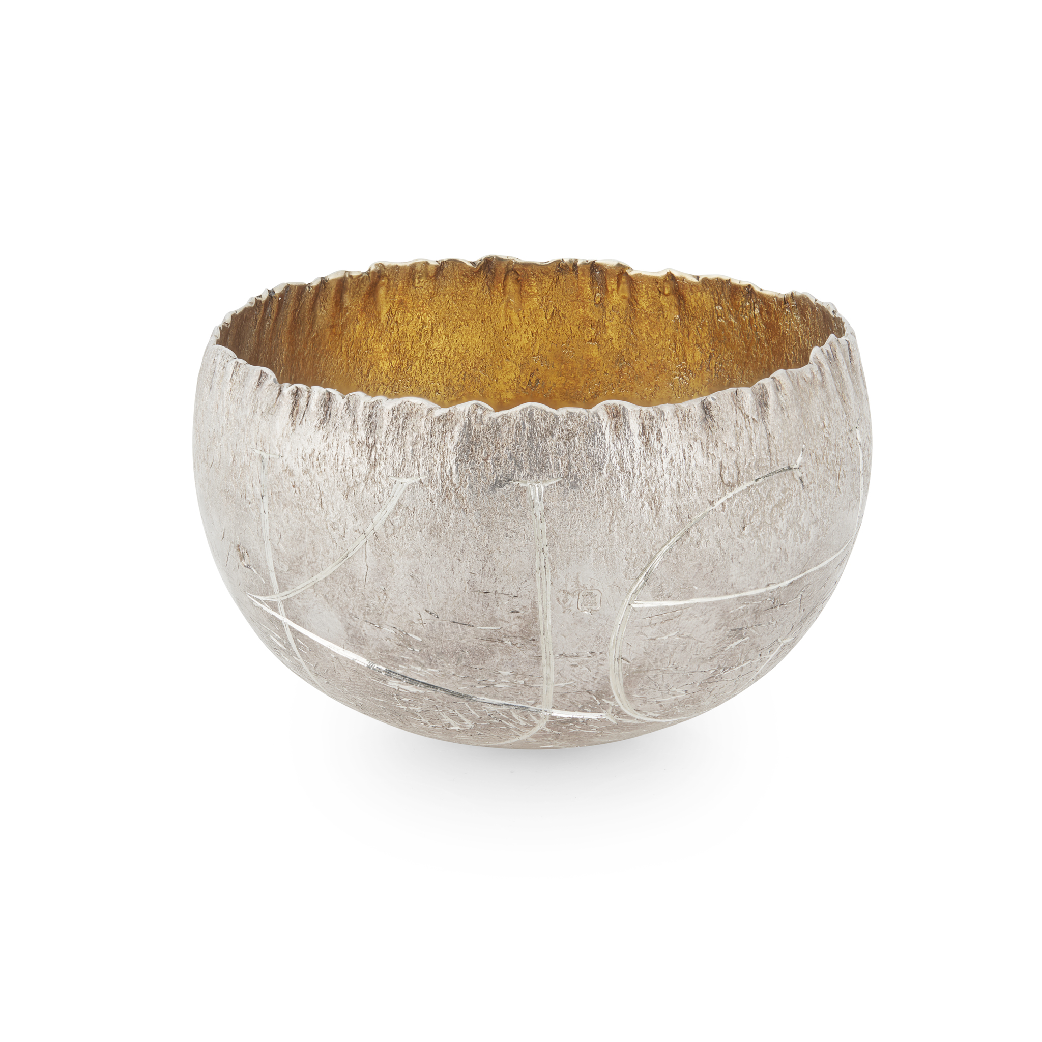 A MODERN BRITANNIA STANDARD ENGRAVED TUMBLER CUP