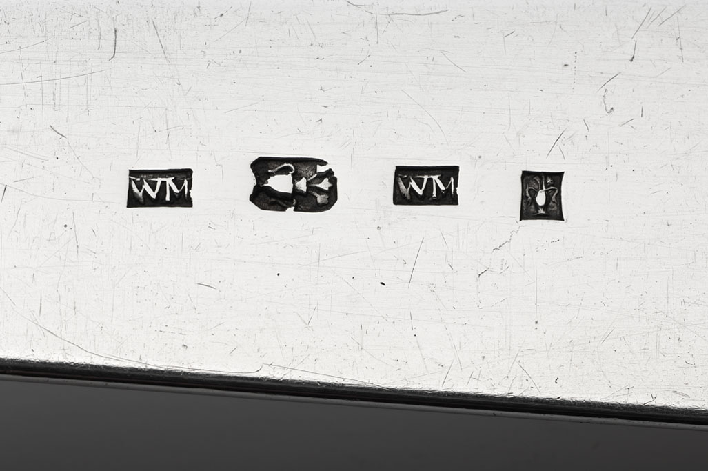 Dundee - a Scottish provincial soup ladle