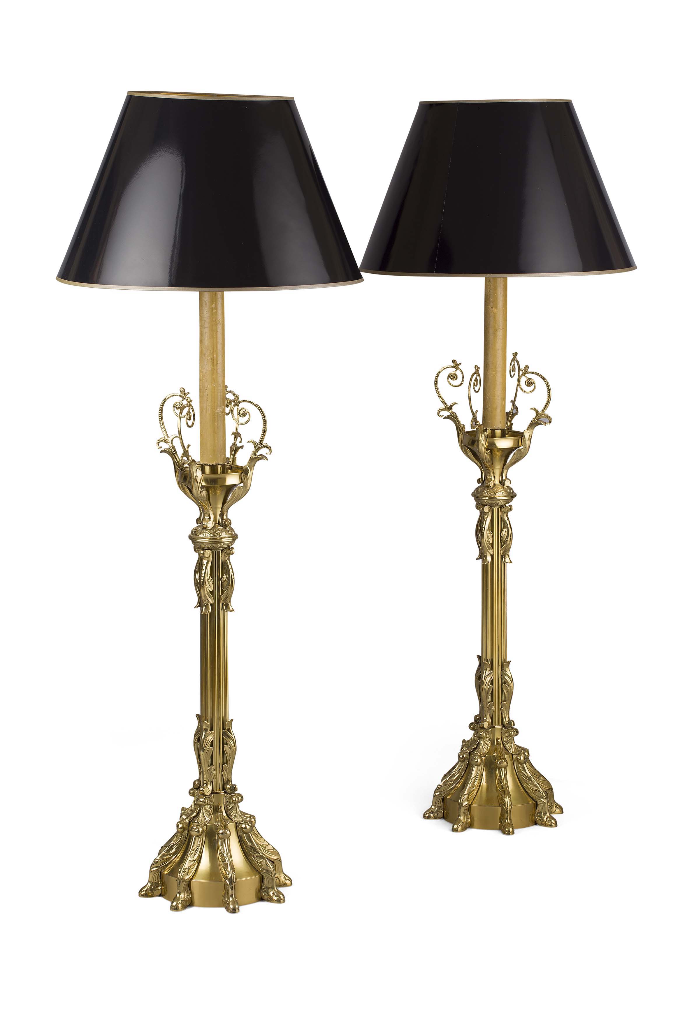 PAIR OF VICTORIAN STYLE BRASS LAMPS