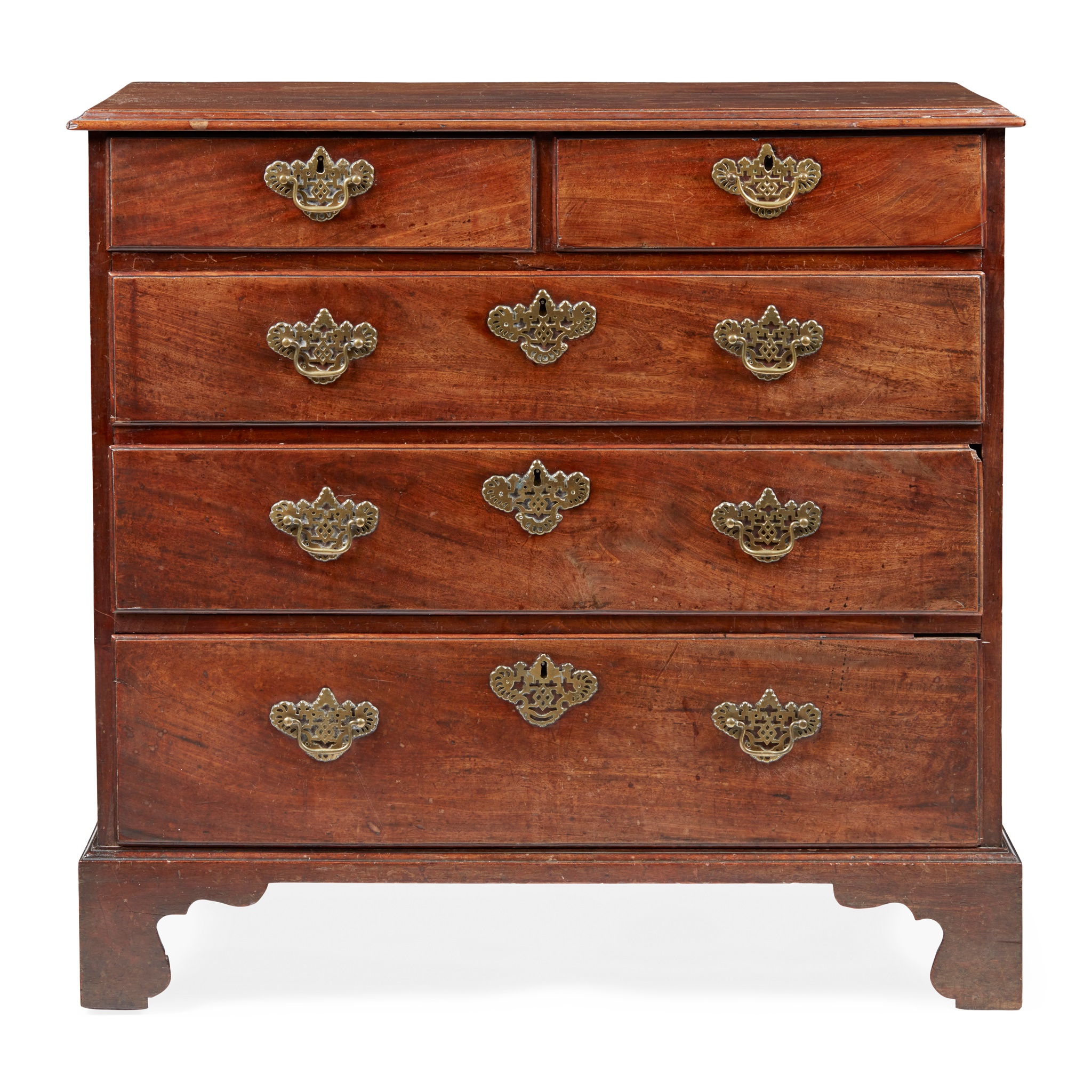 GEORGE III MAHOGANY CHEST OF DRAWERS
