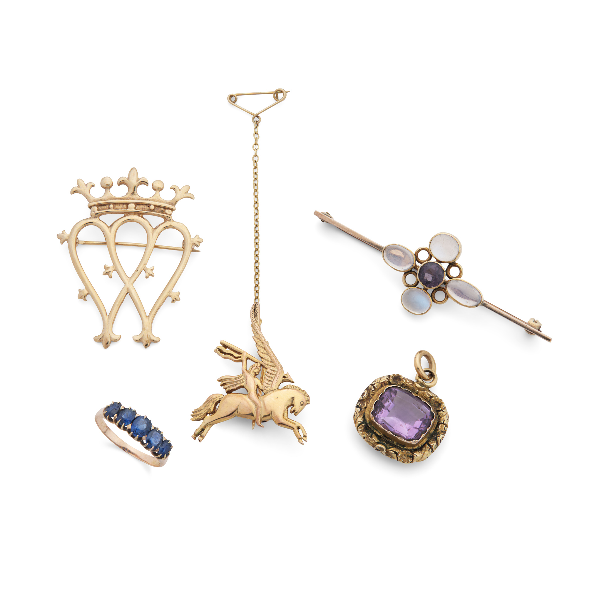 A collection of jewellery