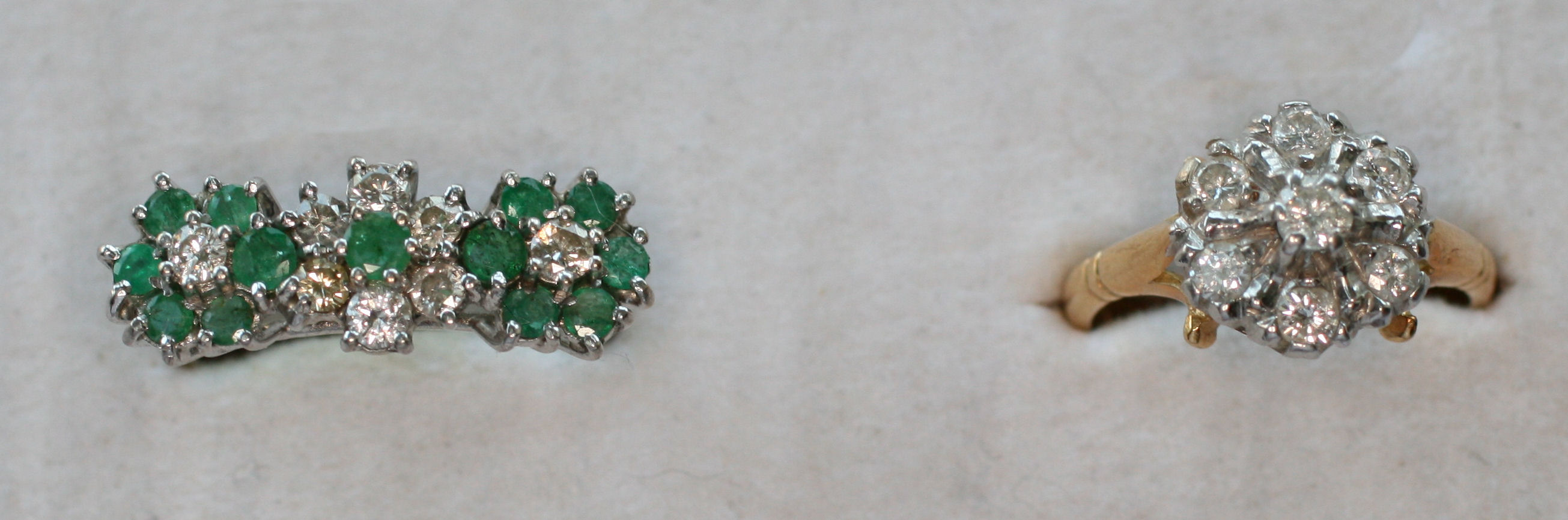 A diamond cluster ring