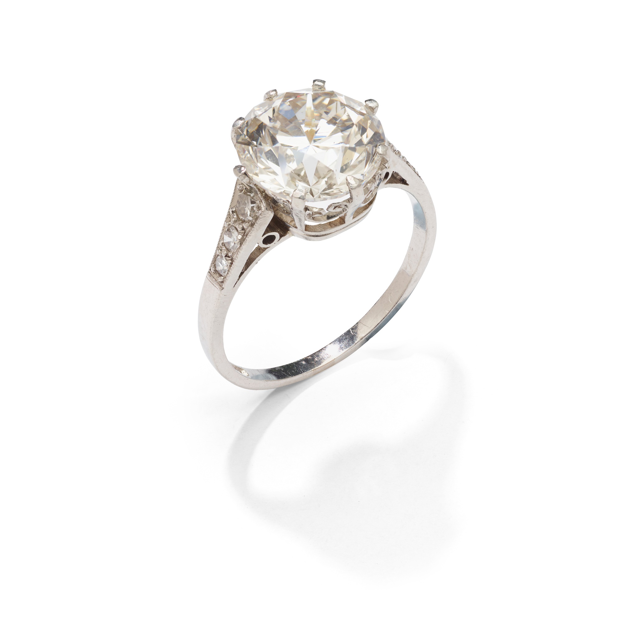 An early 20th century diamond single-stone ring